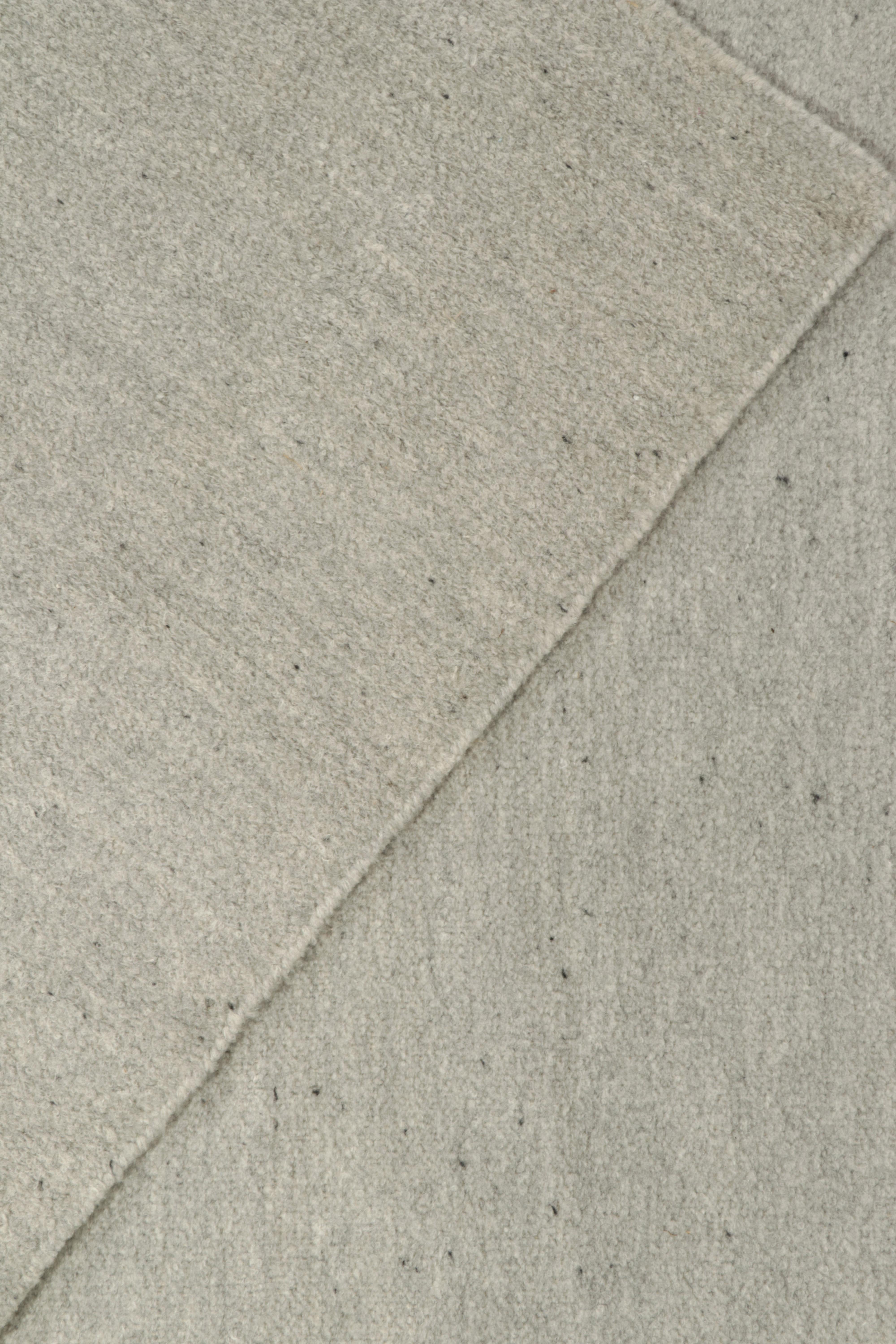 Wool Rug & Kilim’s Contemporary Flatweave rug in Solid Gray Tones, Alpaca Yarn For Sale