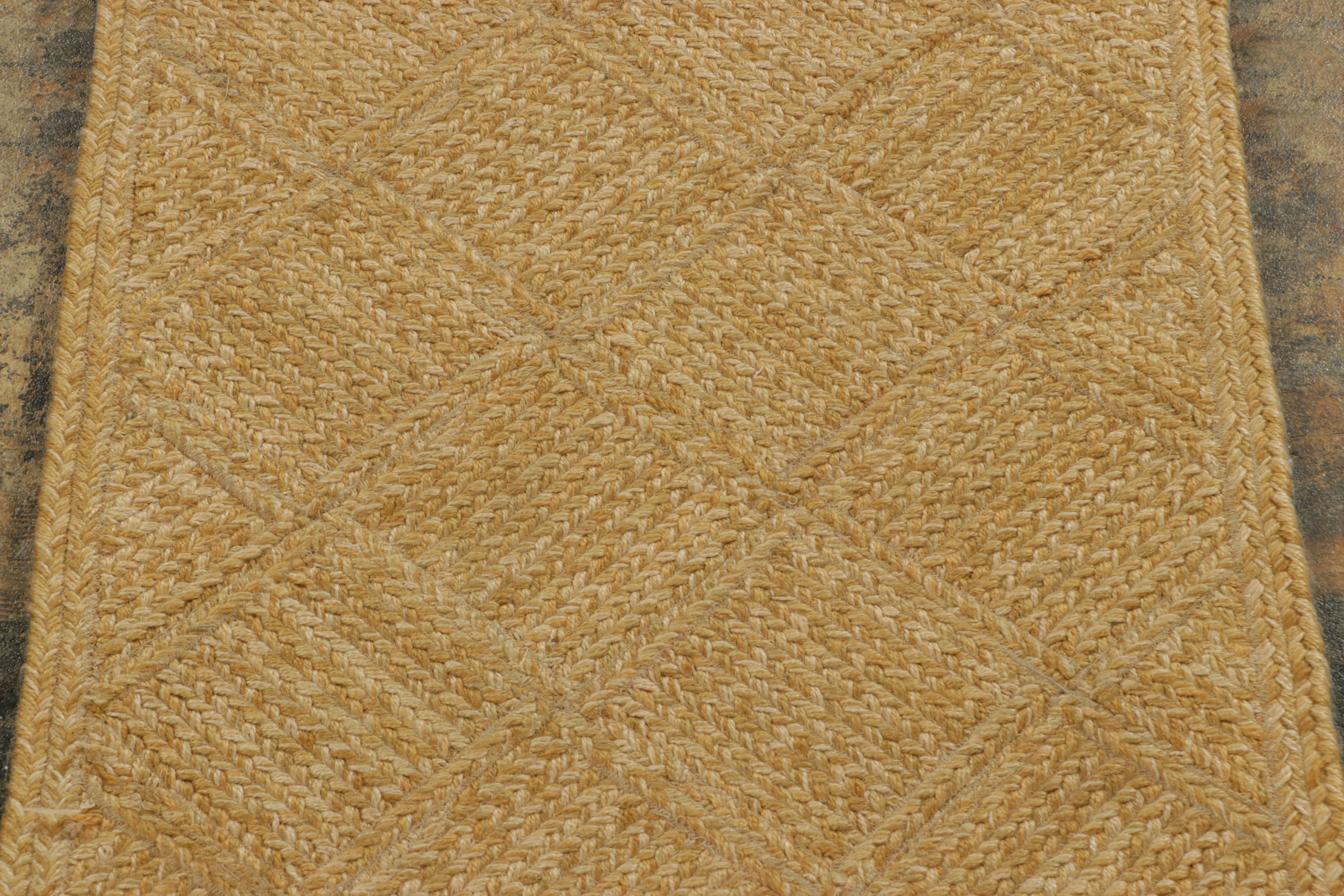 Tapis contemporain à motif géométrique doré de Rug & Kilim Neuf - En vente à Long Island City, NY