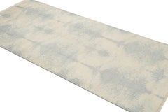 Rug & Kilim's Contemporary Geometric Ivory Blue Wool and Silk Runner