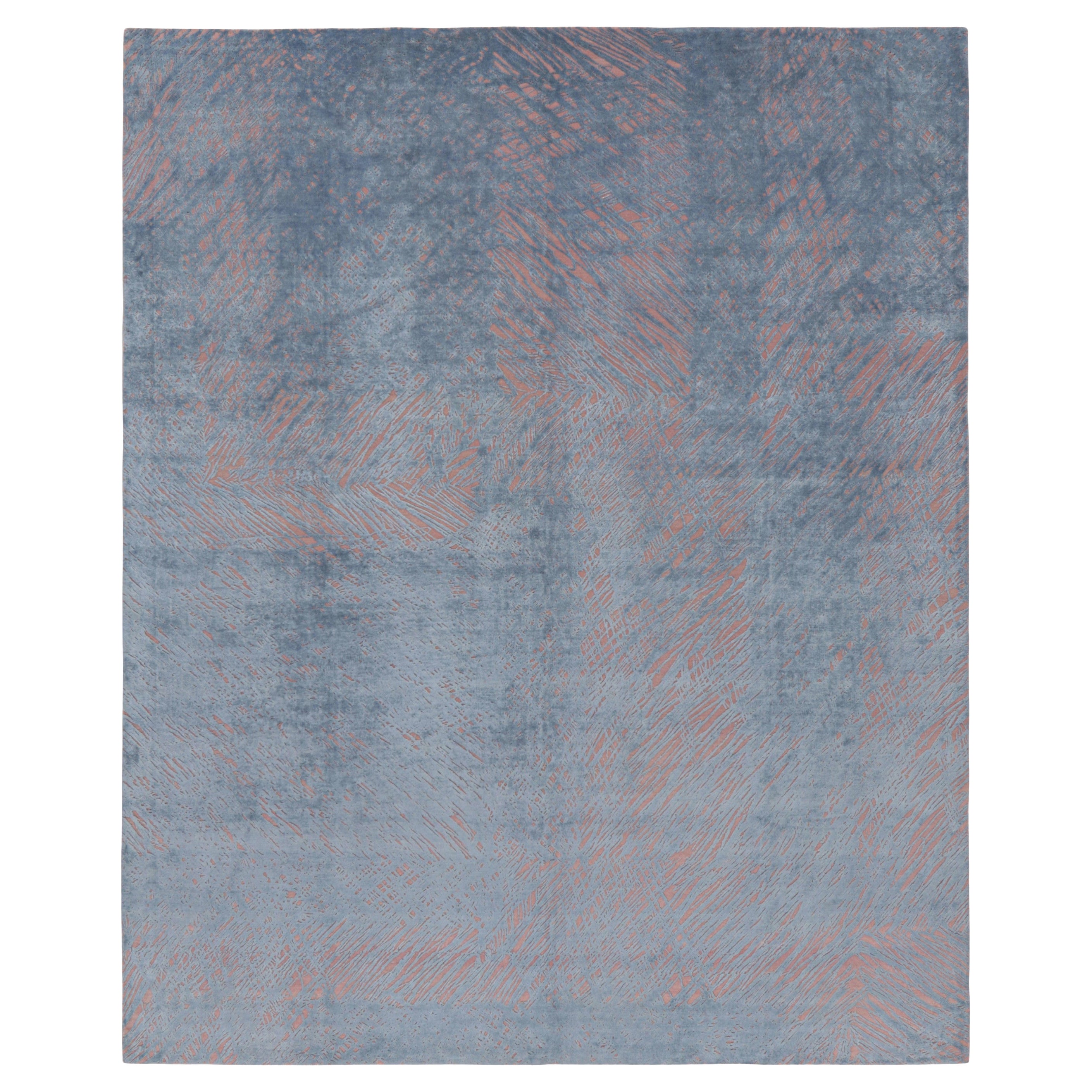 Rug & Kilim è un tappeto geometrico contemporaneo rosa e grigio in lana e seta. in vendita