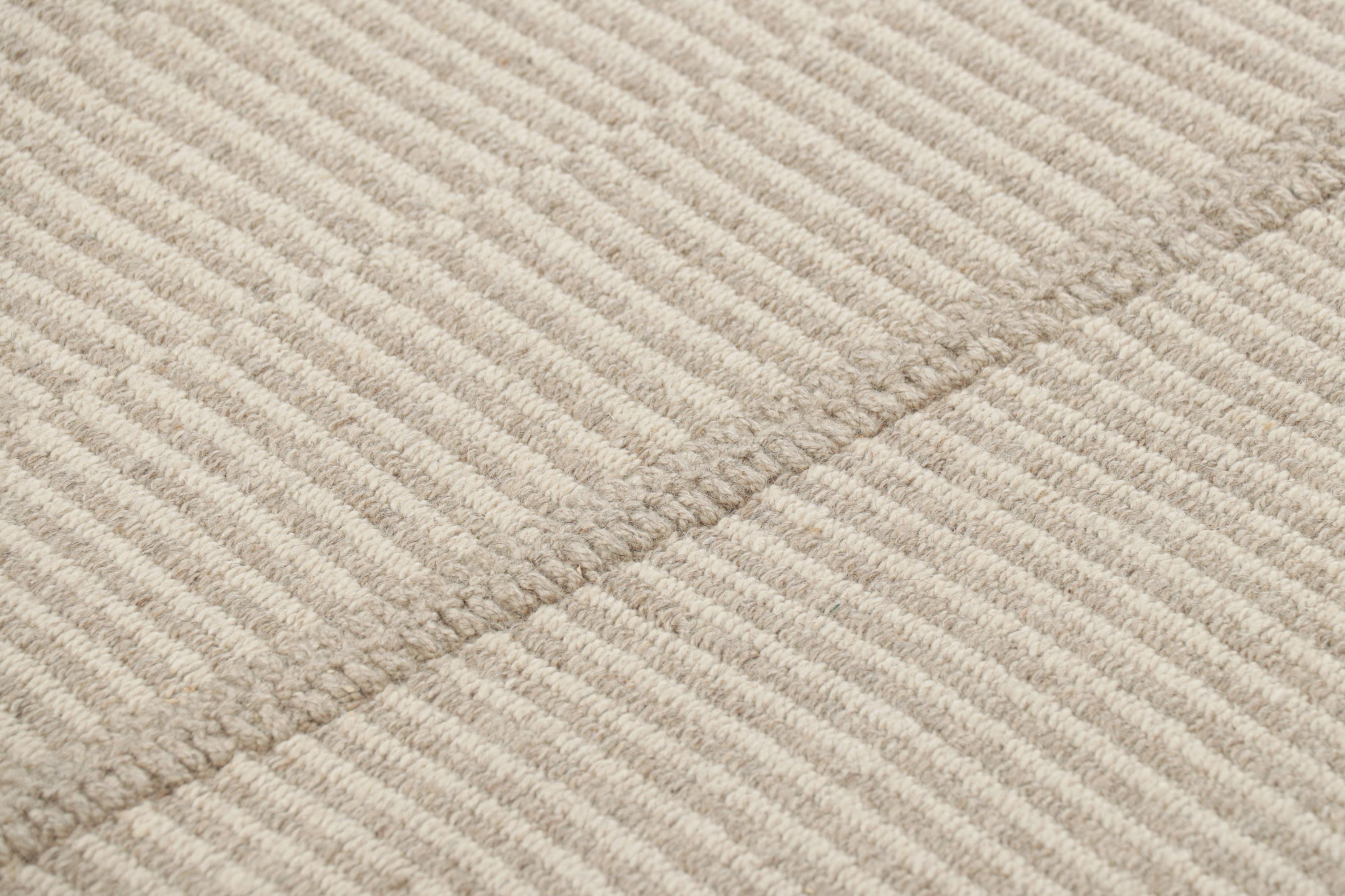 Tissé à la main en laine, ce Kilim contemporain 3x4 de taille gist est issu d'une nouvelle collection de tissage plat personnalisable de Rug & Kilim.

Sur le Design :

