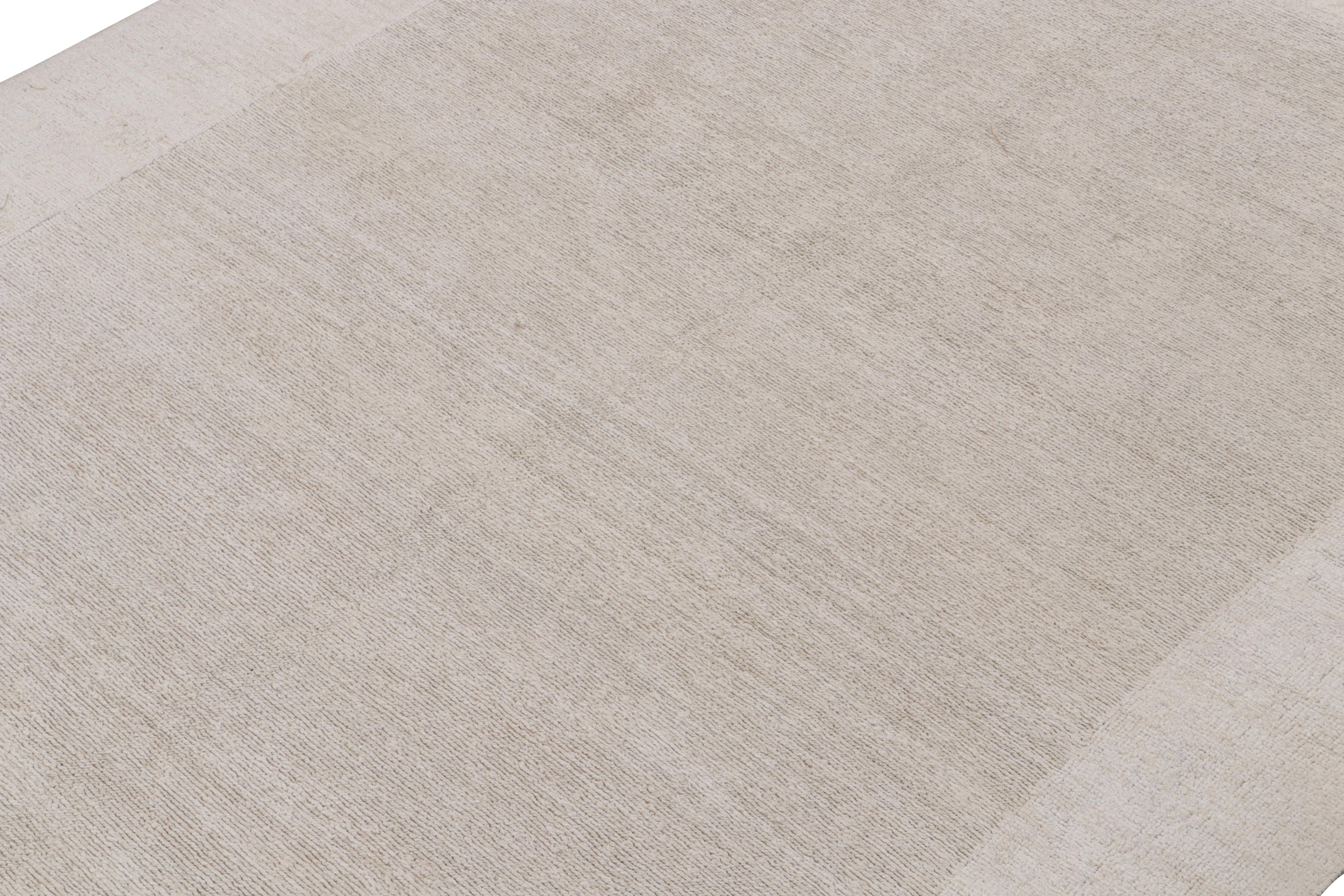 Rug & Kilim's Contemporary Hemp Rug in Beige- und Off-White-Tönen (Türkisch) im Angebot