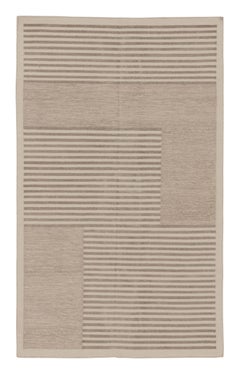 Rug & Kilim’s Contemporary India Dhurrie Rug in Taupe and Cream Geometric