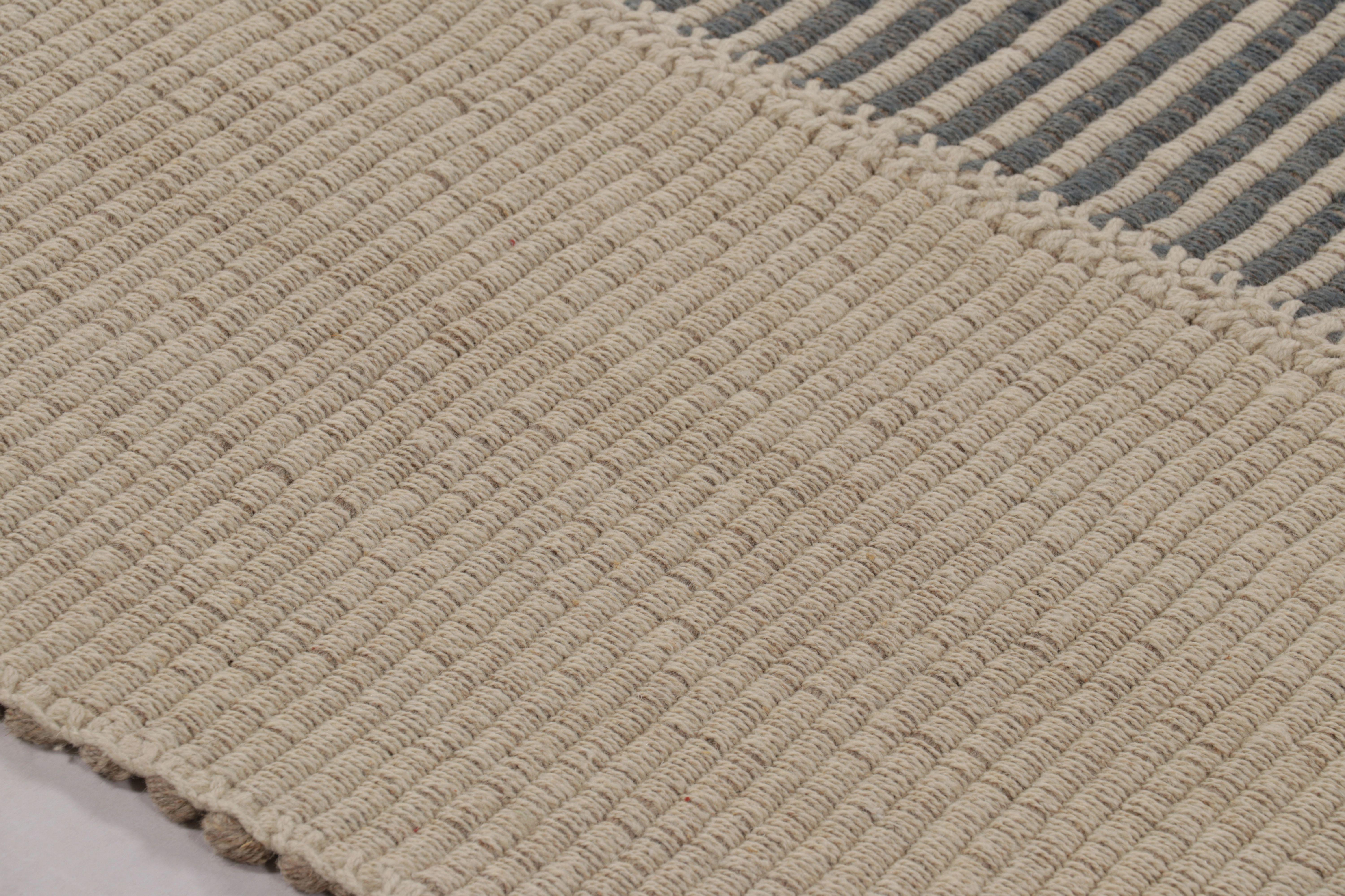 Tissé à la main en laine, ce Kilim contemporain 9x13 fait partie d'une nouvelle collection de tissage plat personnalisable de Rug & Kilim.

Sur le Design : 

