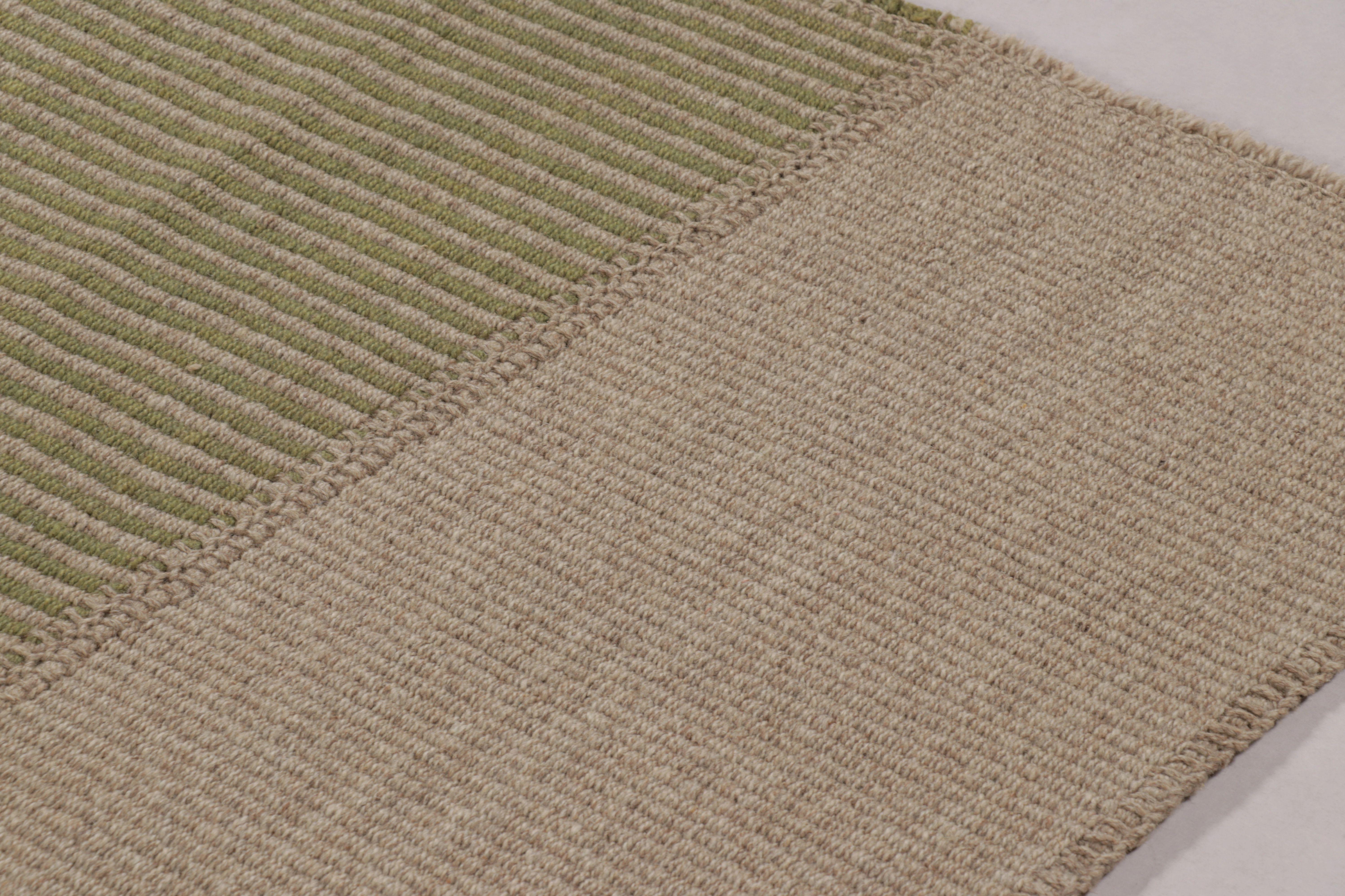 Tejido a mano en lana, este kilim contemporáneo de 8x12 pertenece a una nueva y emocionante colección de tejido plano a medida de Rug & Kilim. 

Sobre el diseño: 

