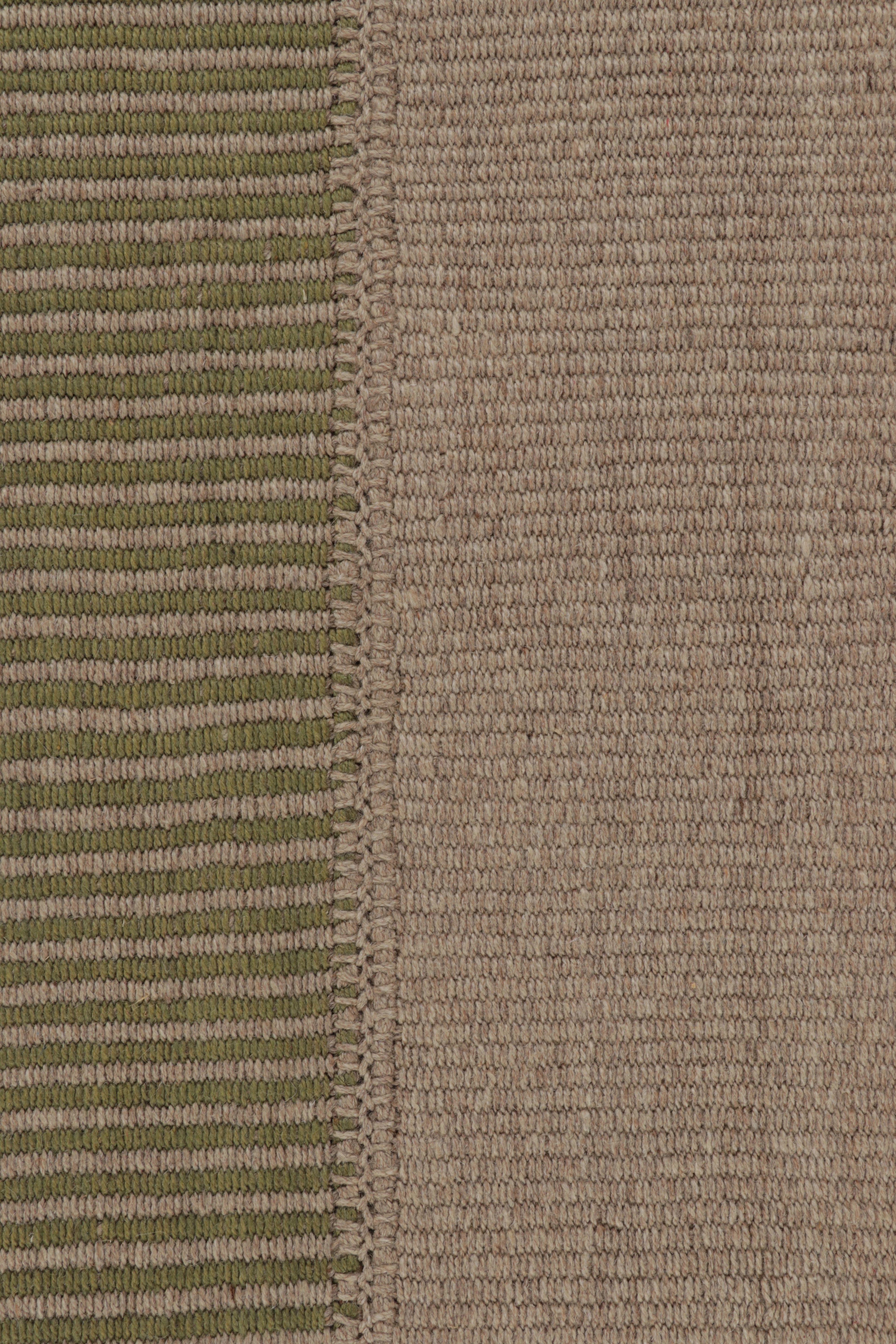 Kilim contemporáneo de Rug & Kilim, beige con rayas de textura verde en Nuevo estado para la venta en Long Island City, NY