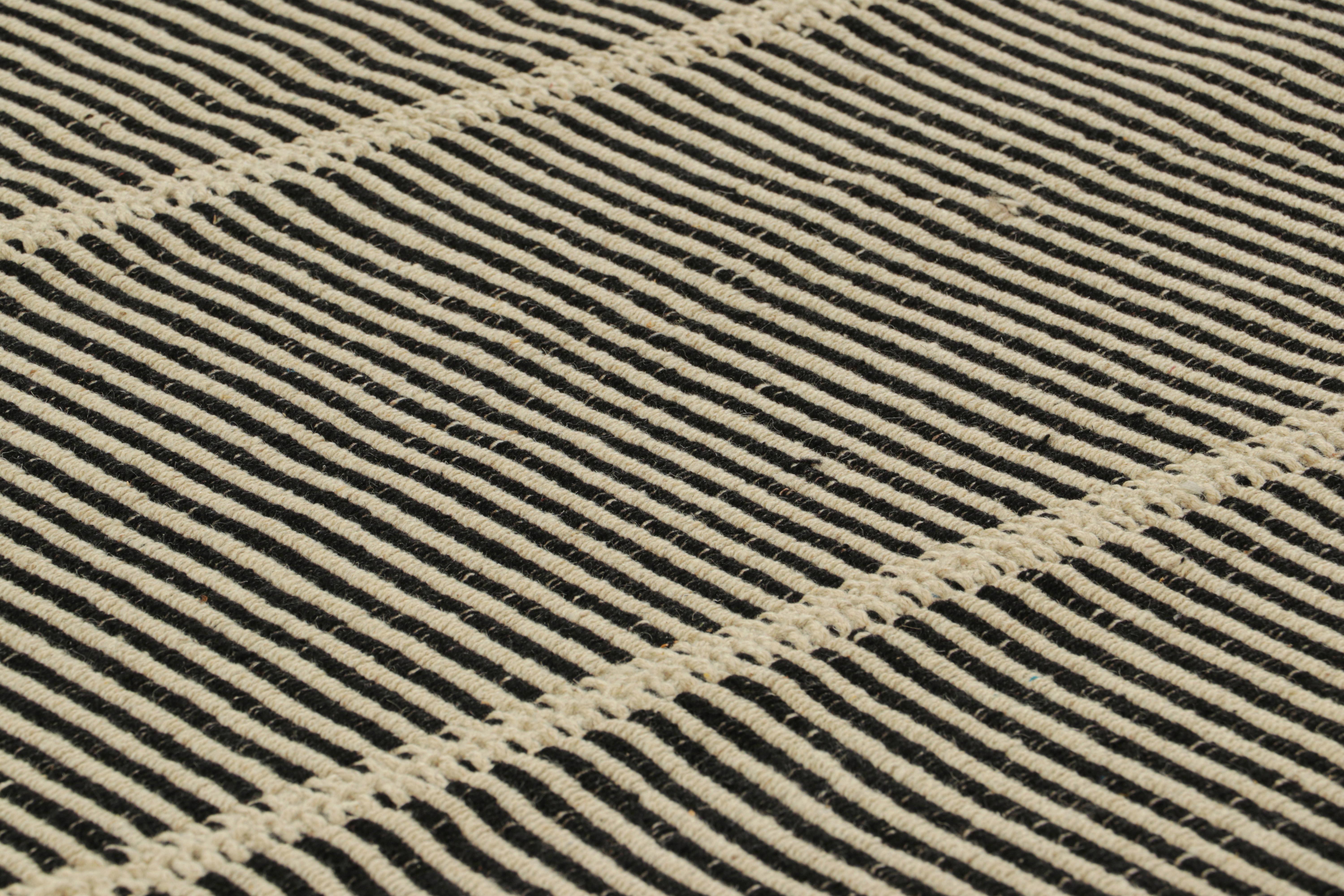 Handwoven in wool, a 8x10 Kilim design from an inventive new contemporary flat weave collection by Rug & Kilim.

On the Design: 

Fondly dubbed, “Rez Kilims”, this modern take on classic panel-weaving enjoys a fabulous, unique play of beige and