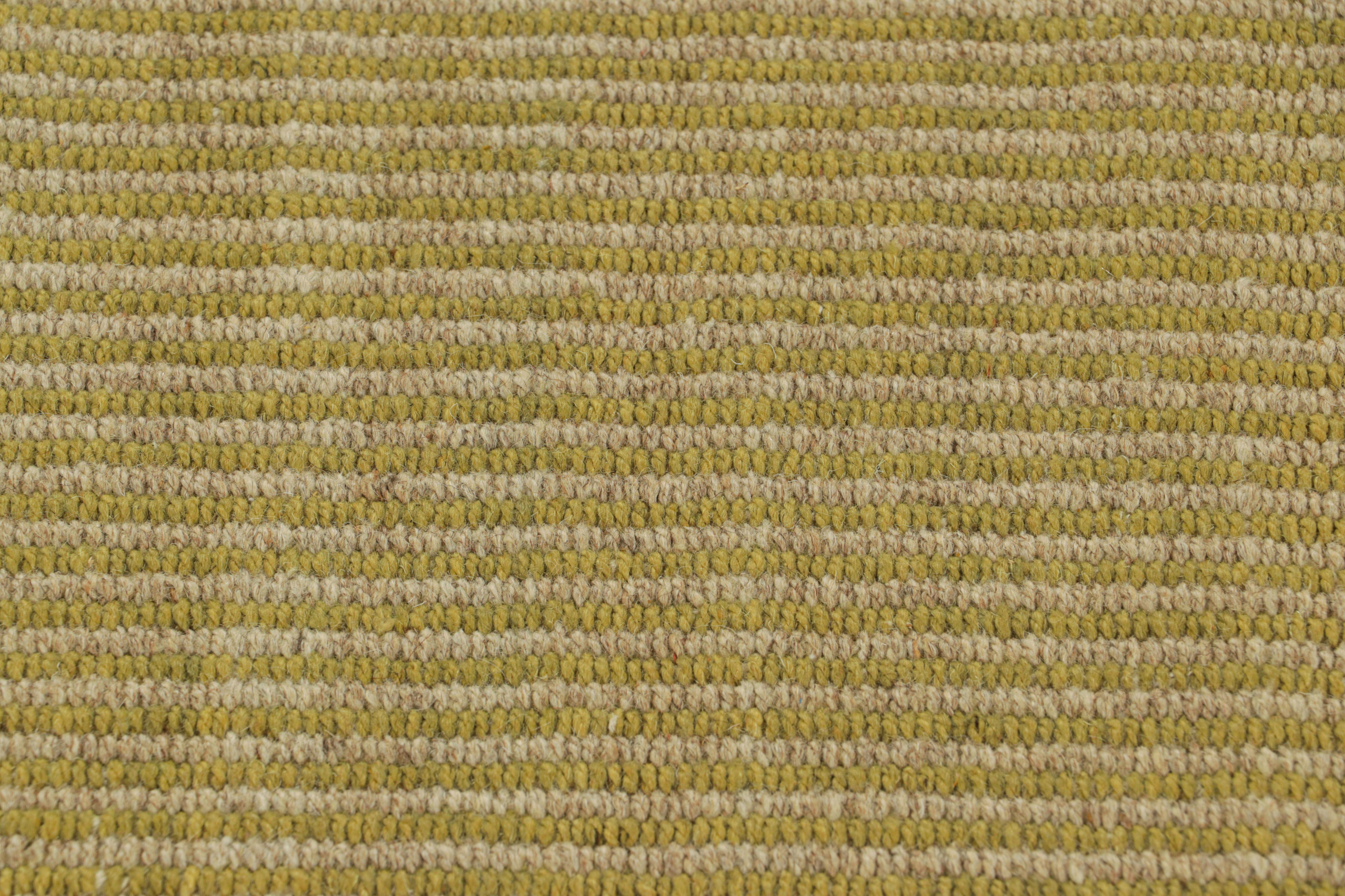 Rug & Kilim's Contemporary Kilim in Beige und bunten, strukturierten Streifen (Moderne) im Angebot