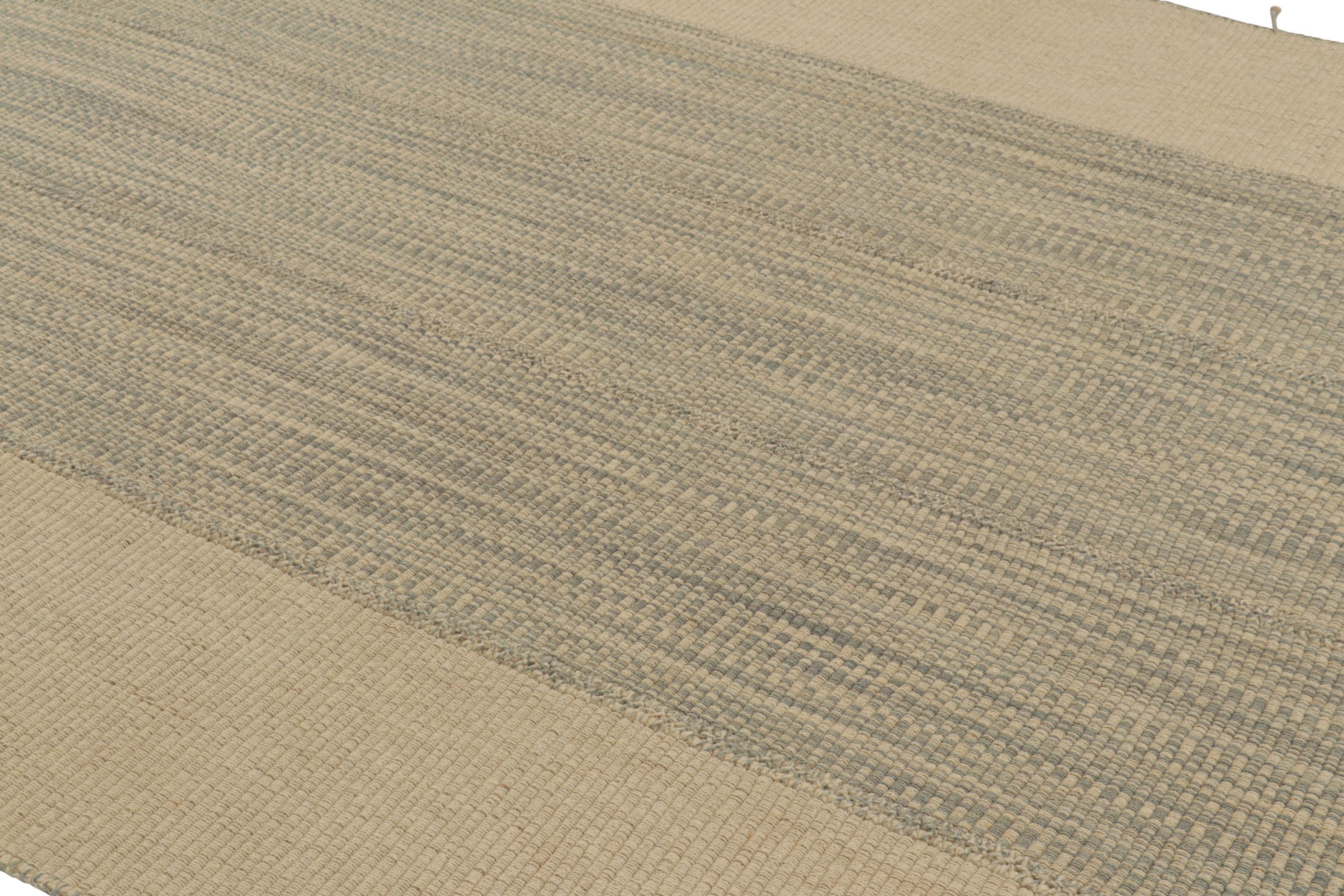Dieser 8x10 große zeitgenössische Kelim aus handgewebter Wolle stammt aus einer aufregenden neuen Flachgewebekollektion von Rug & Kilim, die nach Maß gefertigt wird.

Über das Design:

Dieser Teppich aus unserer beliebten Rez Kilim