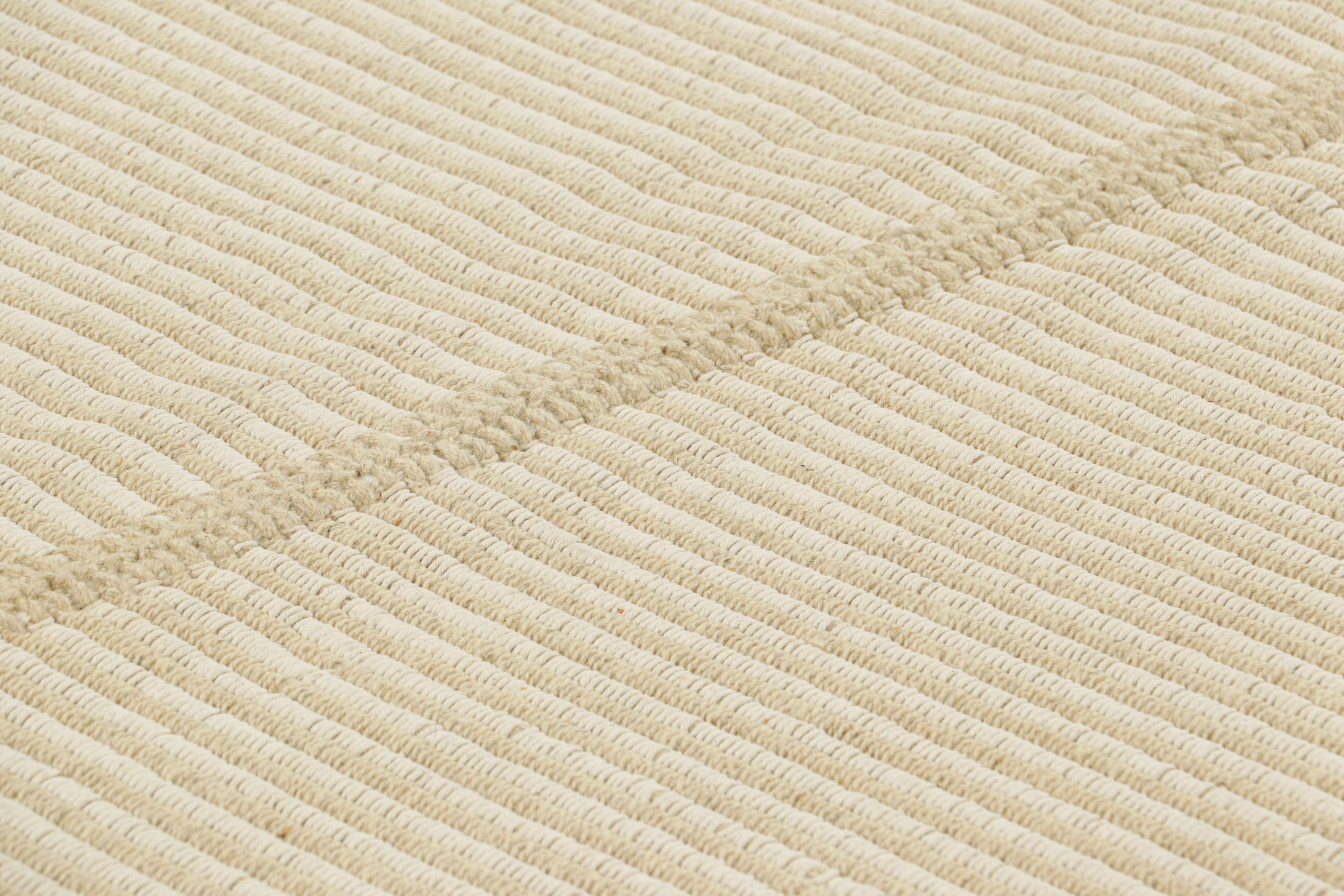 Tessuto a mano in lana, questo Kilim 3x4 fa parte di una nuova ed entusiasmante collezione a tessitura piatta personalizzabile di Rug & Kilim.

Sul design:

