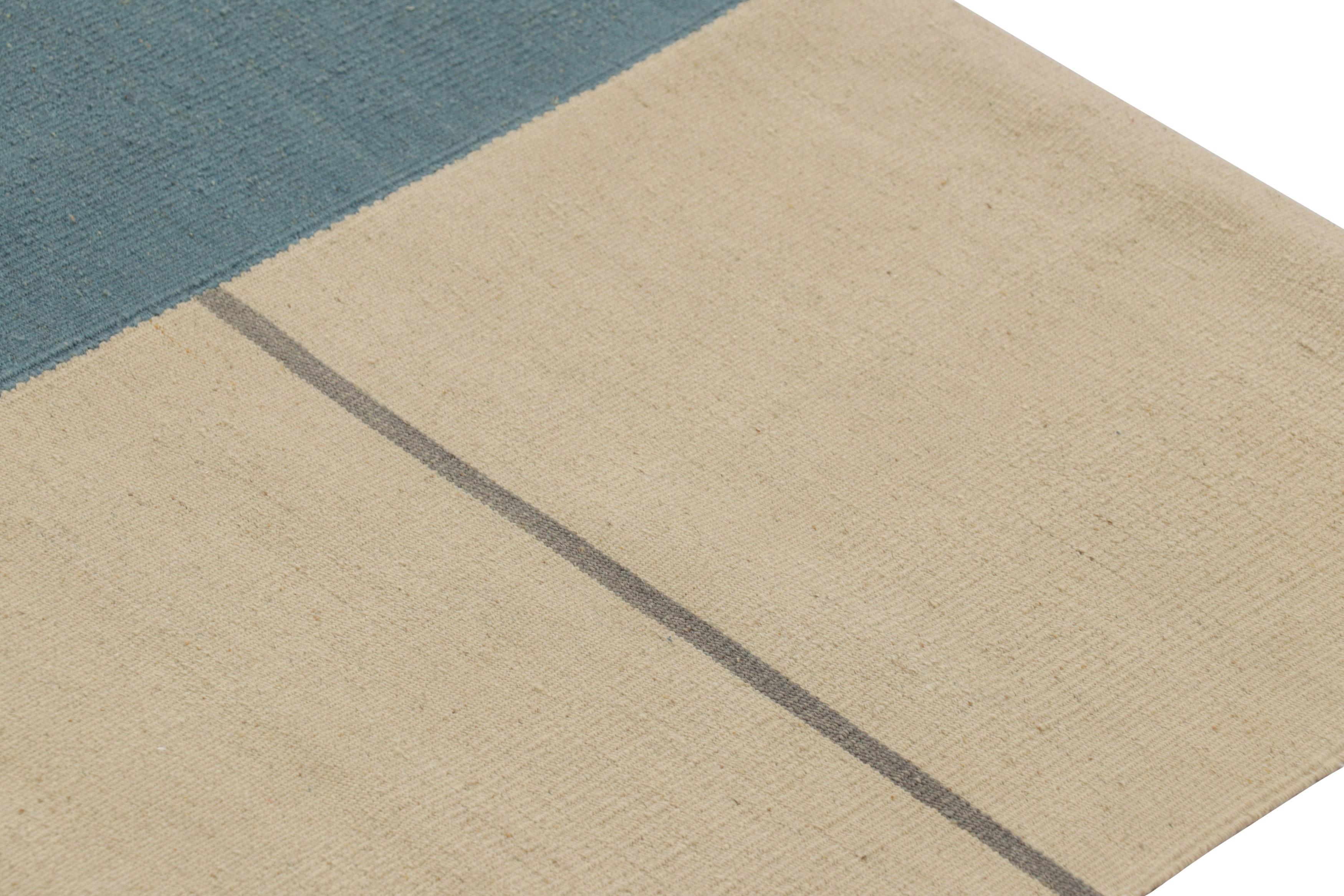 Kilim contemporáneo de Rug & Kilim en tonos beige, azul y gris Siglo XXI y contemporáneo en venta
