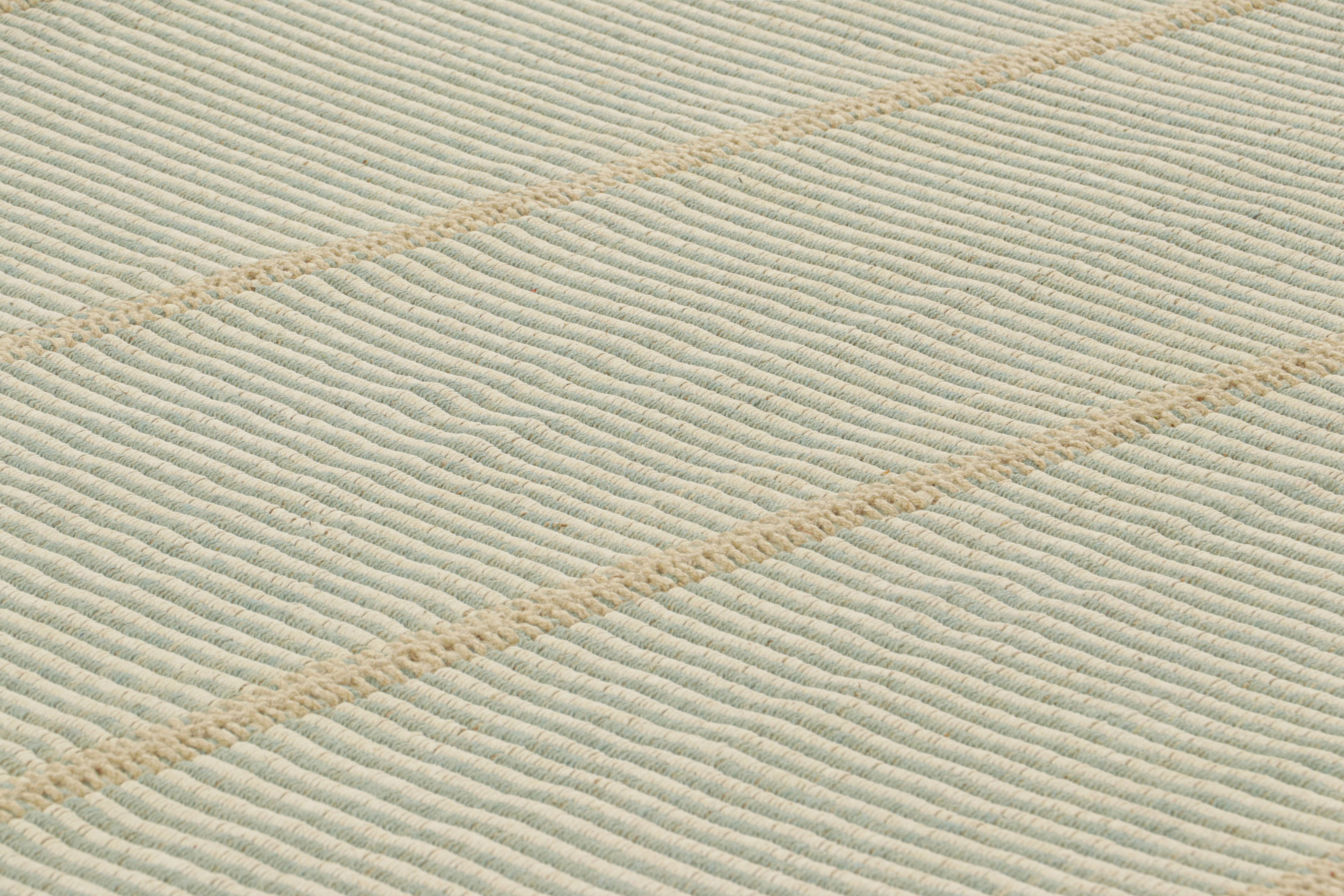 Dieser handgewebte 8x10 Kilim aus Wolle stammt aus einer aufregenden neuen Flachgewebe-Kollektion von Rug & Kilim, die nach Maß gefertigt wird. 

Über das Design: 

