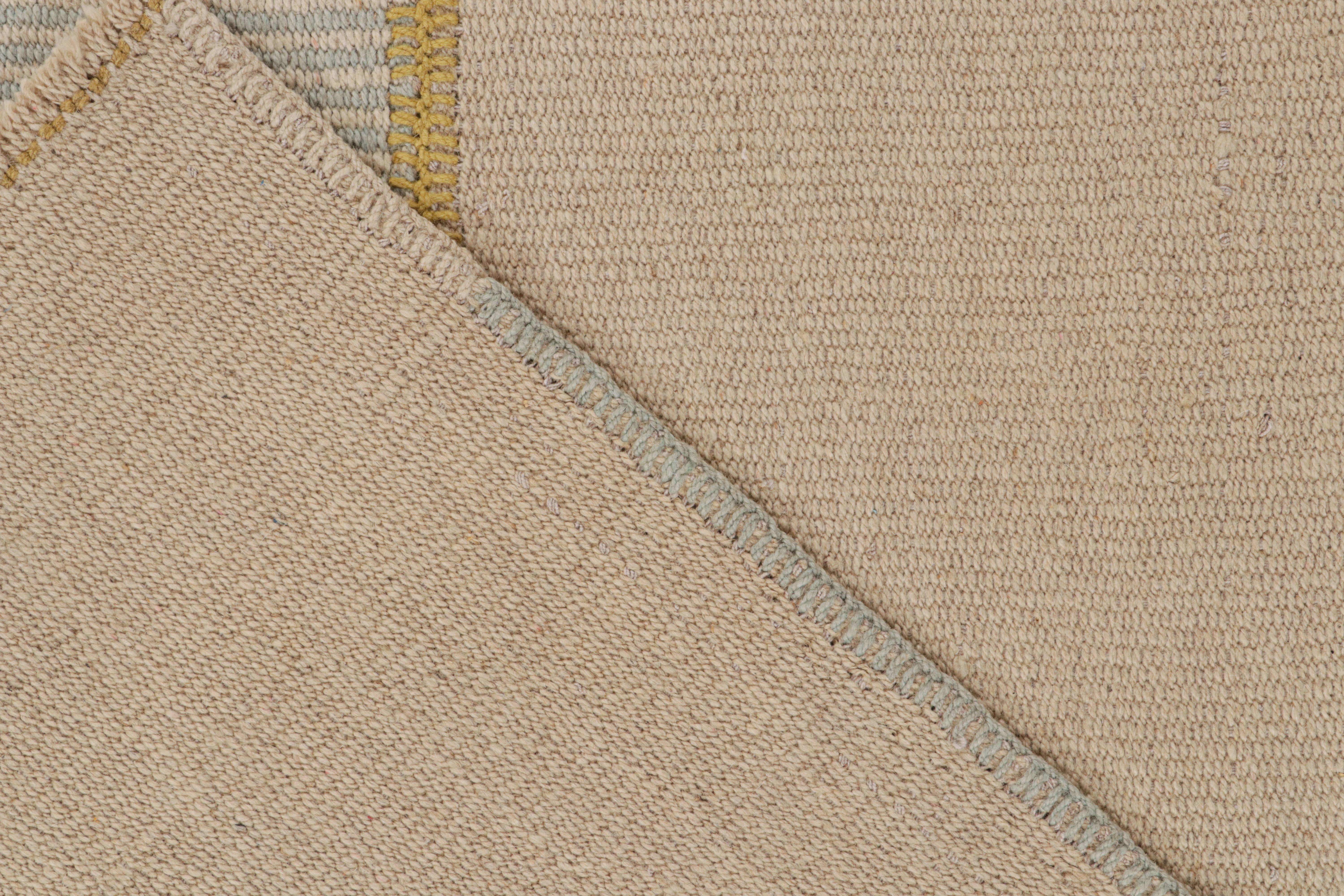 Rug & Kilim’s Contemporary Kilim in Beige, Blue & Gold Stripes Siglo XXI y contemporáneo en venta