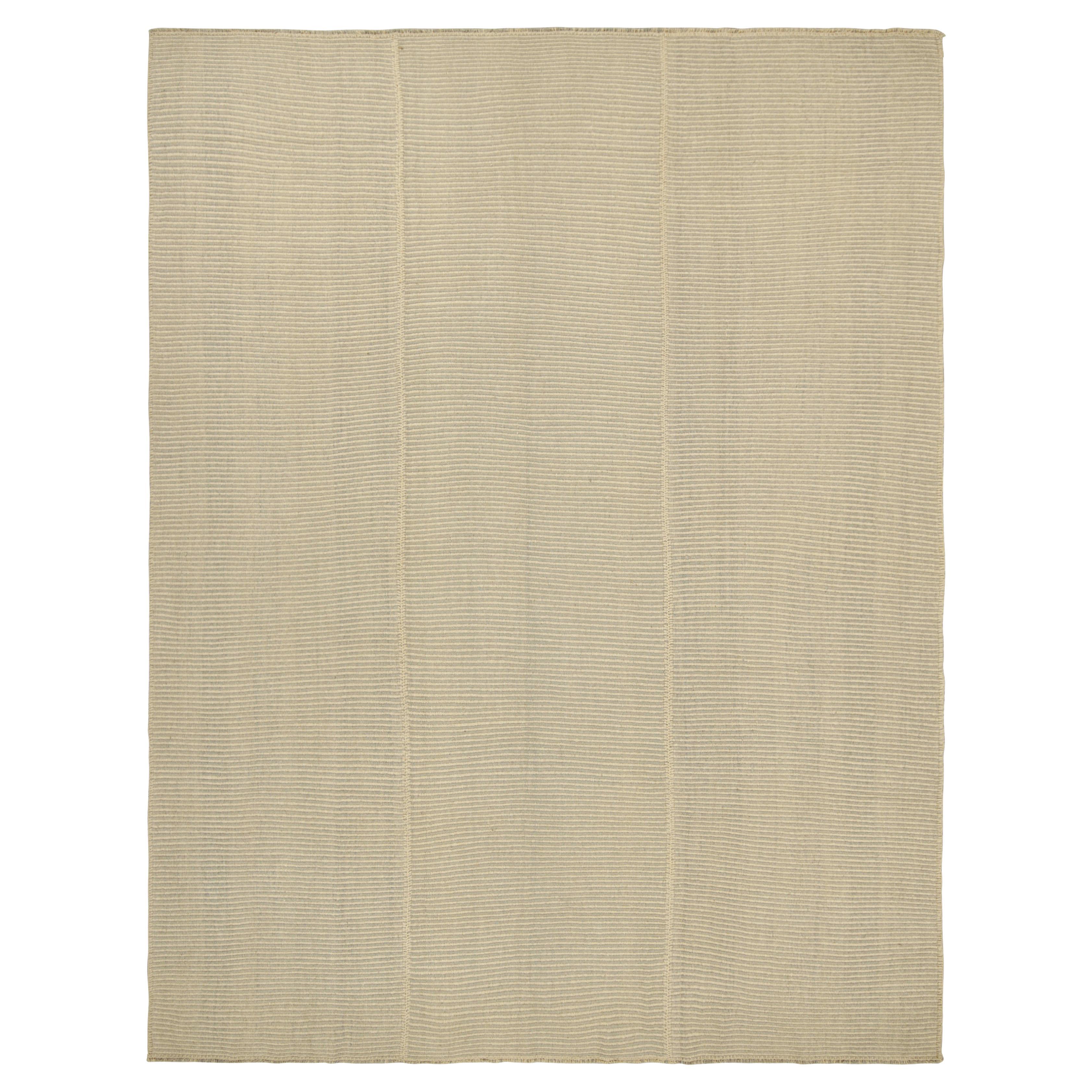 Rug & Kilim's Contemporary Kilim in Beige-Brown Textural Stripes (Kilim contemporain à rayures texturées beige et marron) en vente