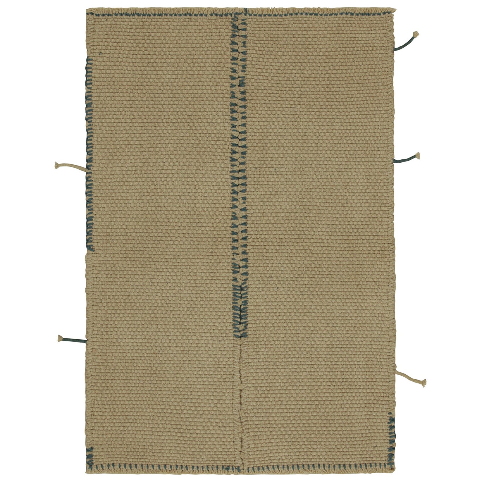 Rug & Kilim's Contemporary Kilim in Beige-Braun mit blauen Akzenten