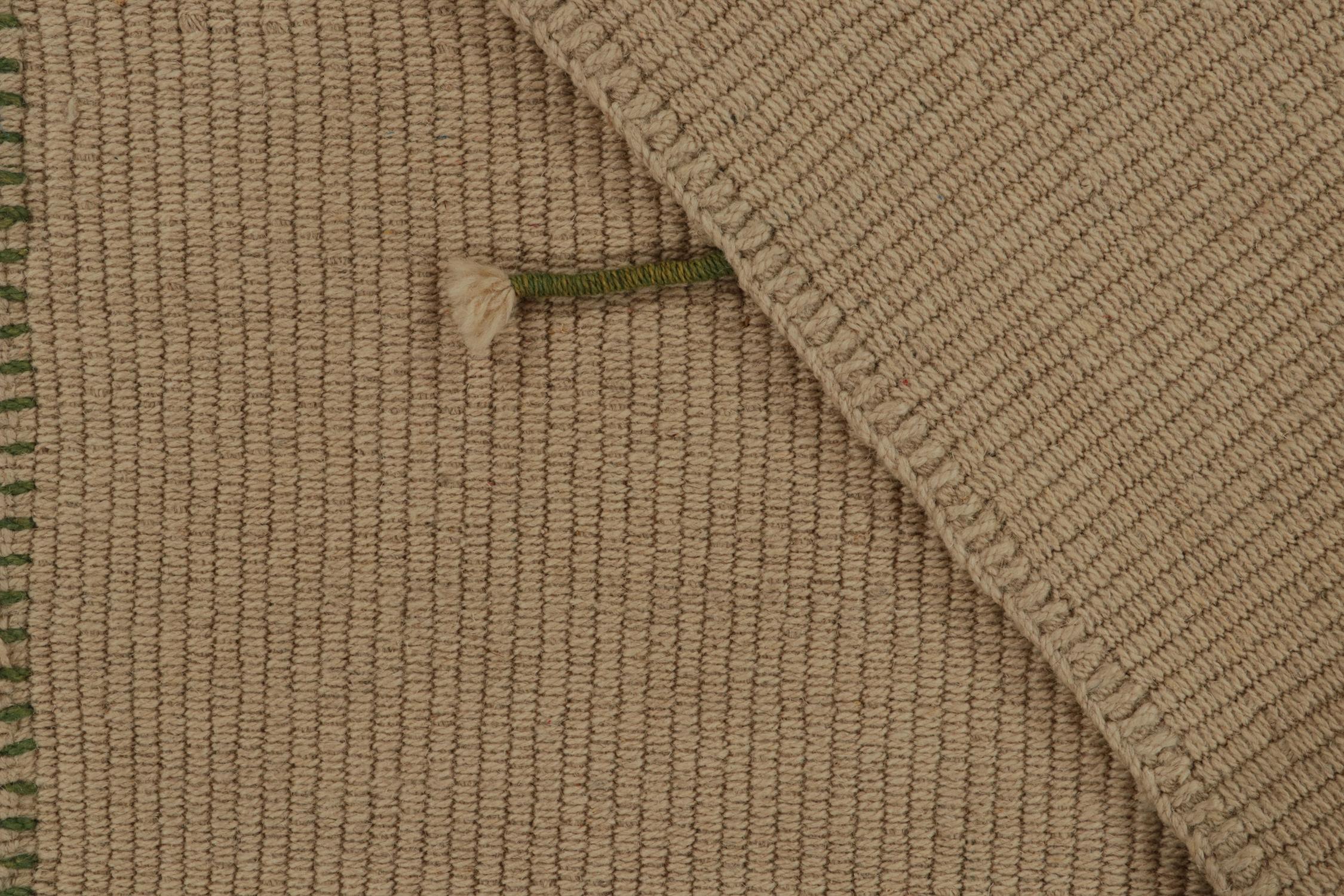 XXIe siècle et contemporain Rug & Kilim's Contemporary Kilim in Beige-Brown with Green Accents (Kilim contemporain en beige et brun avec des accents verts) en vente