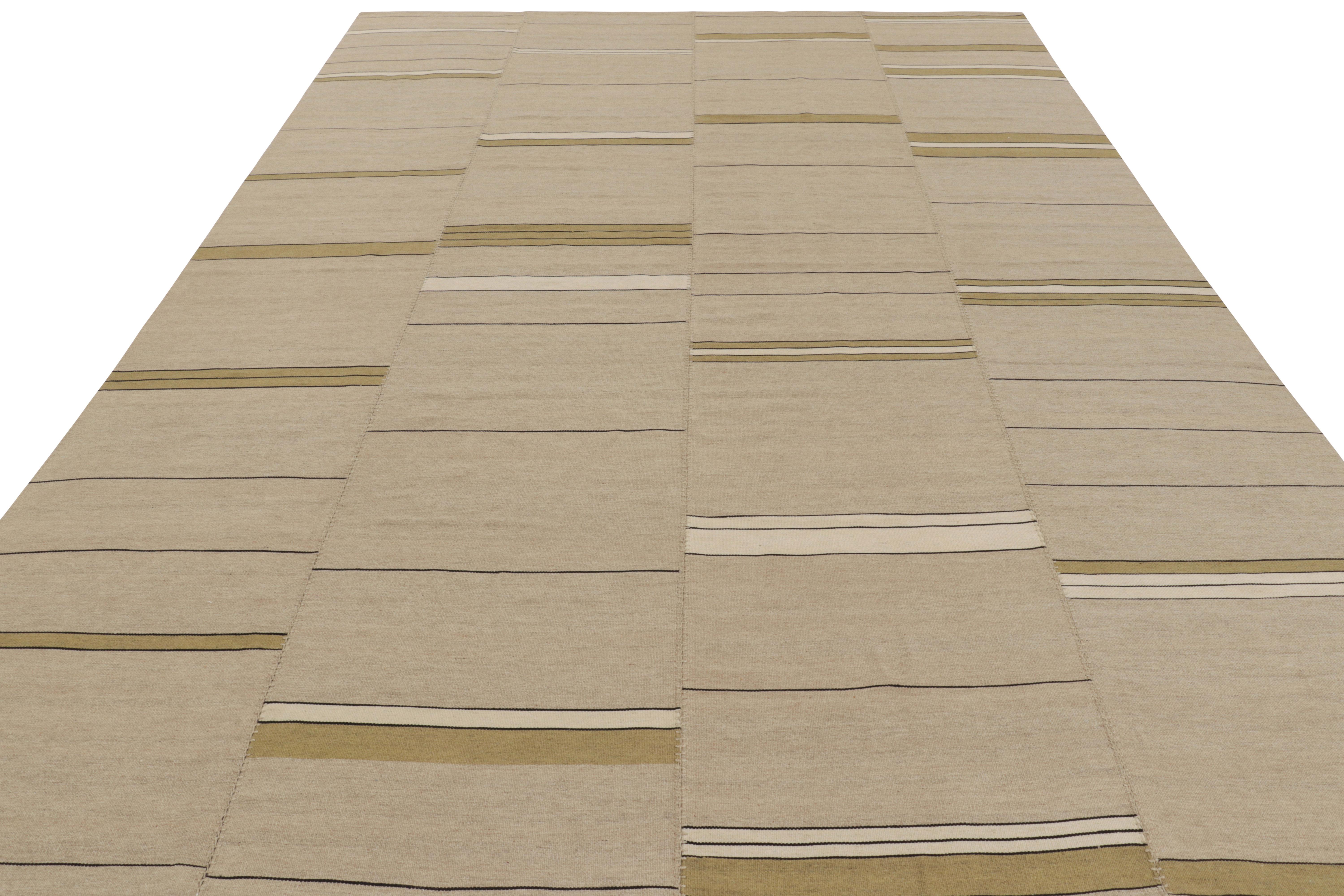 Rug & Kilim's Contemporary Kilim in Beige, Green and Black Tones (Kilim contemporain dans les tons beige, vert et noir) Neuf - En vente à Long Island City, NY