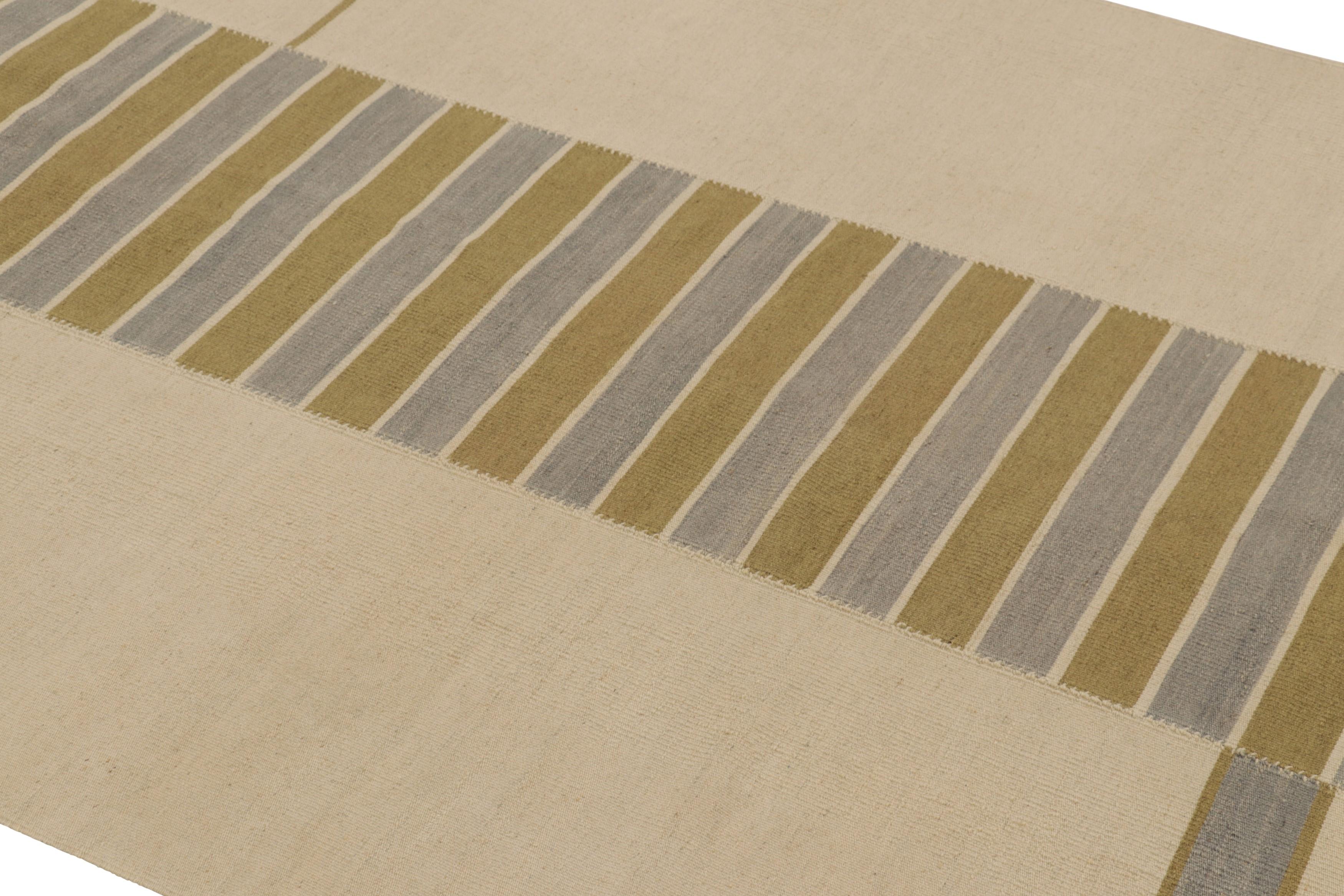 Dieser handgewebte 5 x 7 große zeitgenössische Kilim stammt aus einer aufregenden neuen Flachgewebe-Kollektion von Rug & Kilim, die nach Maß gefertigt wird.

Über das Design:

Dieser Teppich aus unserer beliebten Rez Kilim