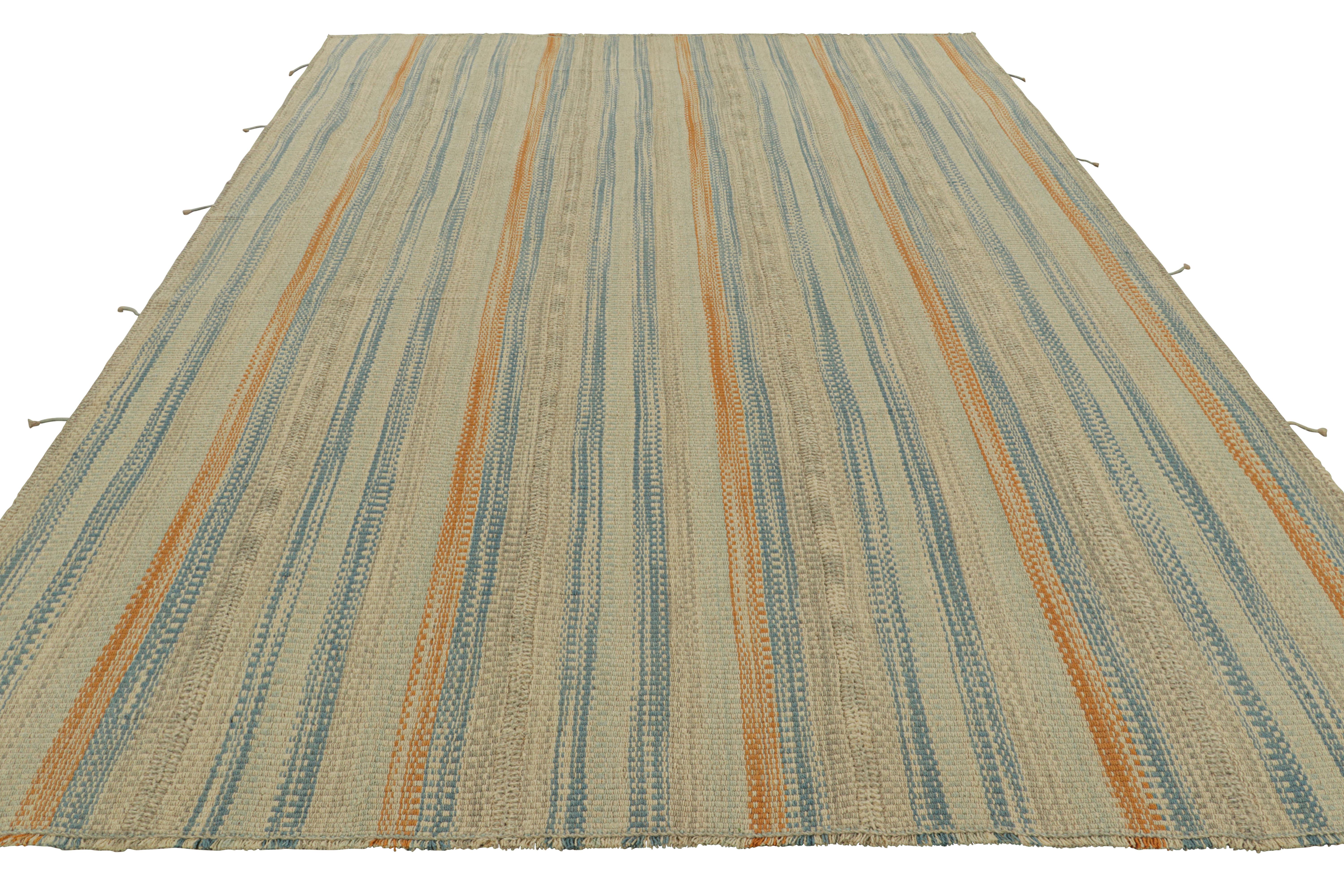 Kilim contemporáneo de Rug & Kilim en rayas texturadas beige, óxido y azul Tejido a mano en venta