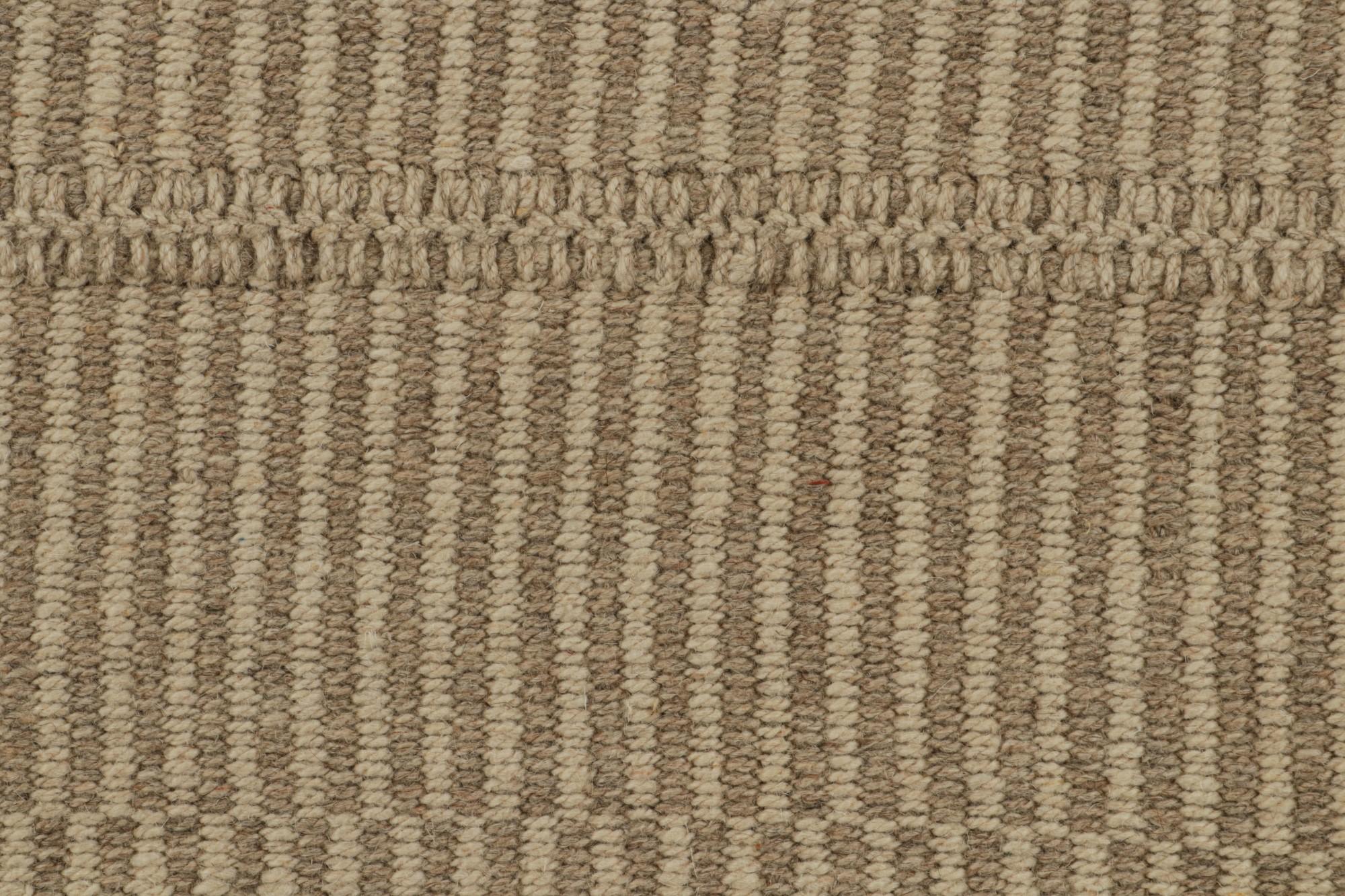 Rug & Kilim’s Contemporary Kilim in Beige Stripes In New Condition For Sale In Long Island City, NY