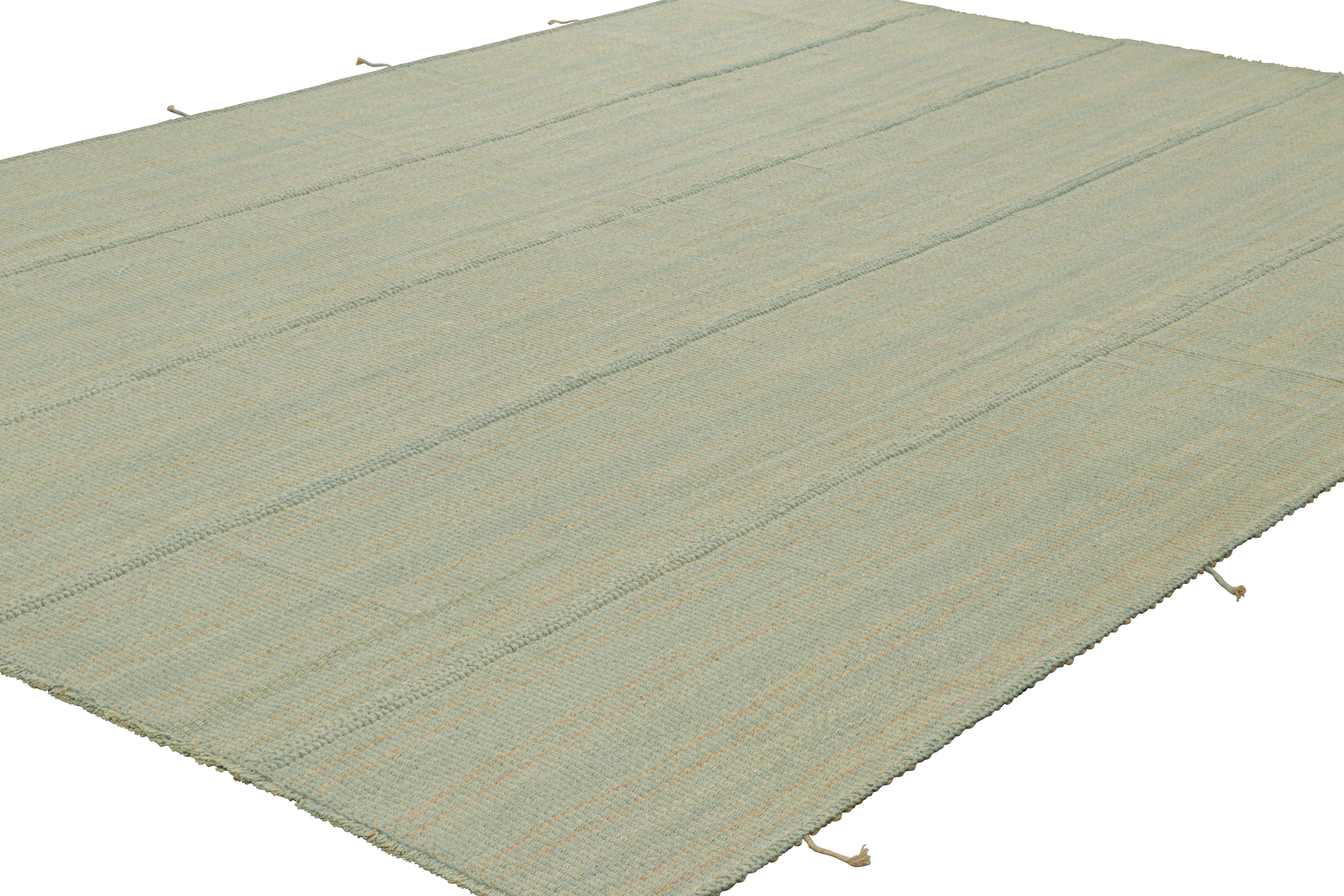 Afghano Rug & Kilim è un kilim contemporaneo a strisce blu e beige. in vendita