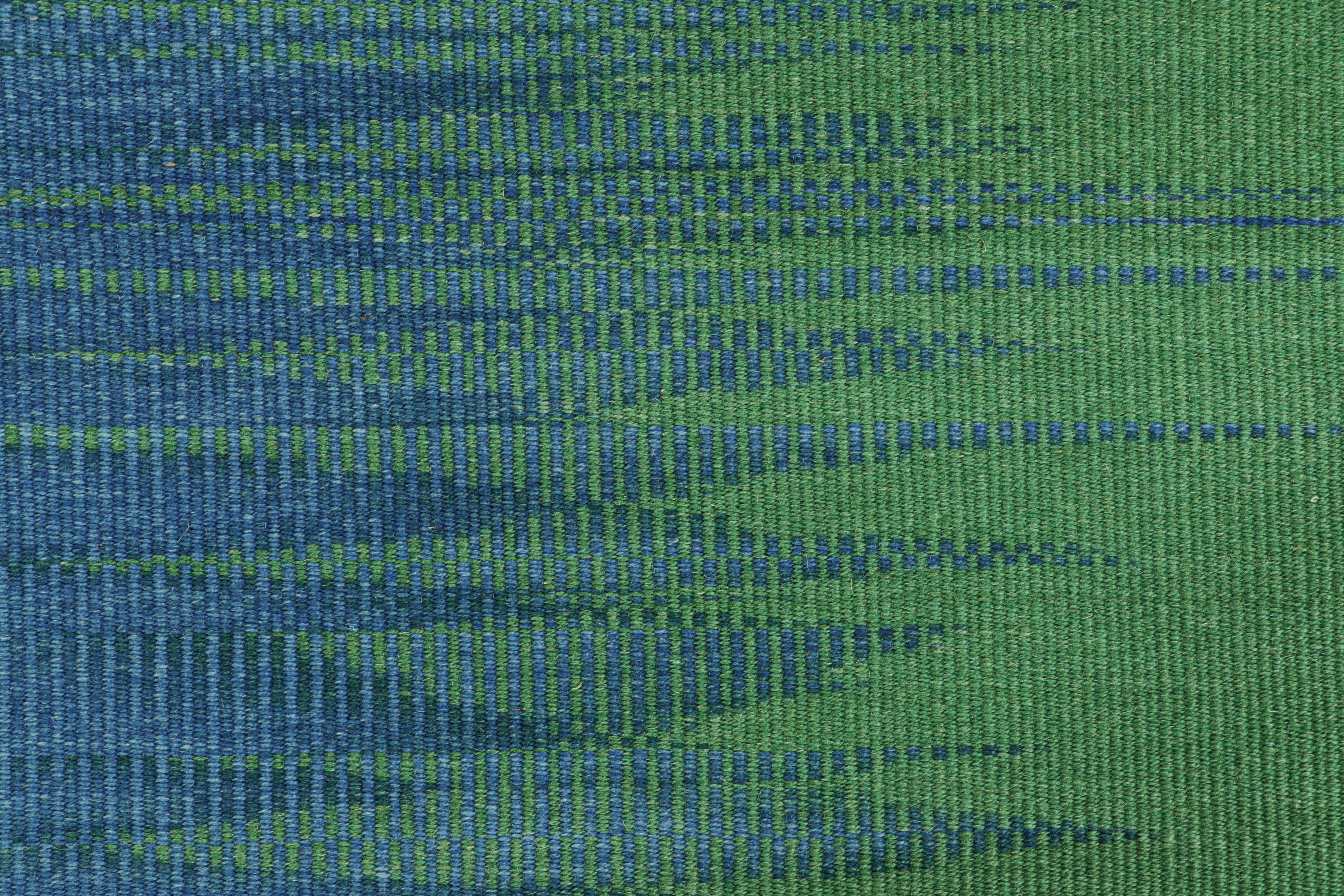 Tessuto a mano in lana, il Kilim 7x9 fa parte di una nuova collezione contemporanea a trama piatta di Rug & Kilim.

Sul design: 

Questa rivisitazione moderna della classica tessitura a pannelli presenta un favoloso e unico gioco di righe testuali