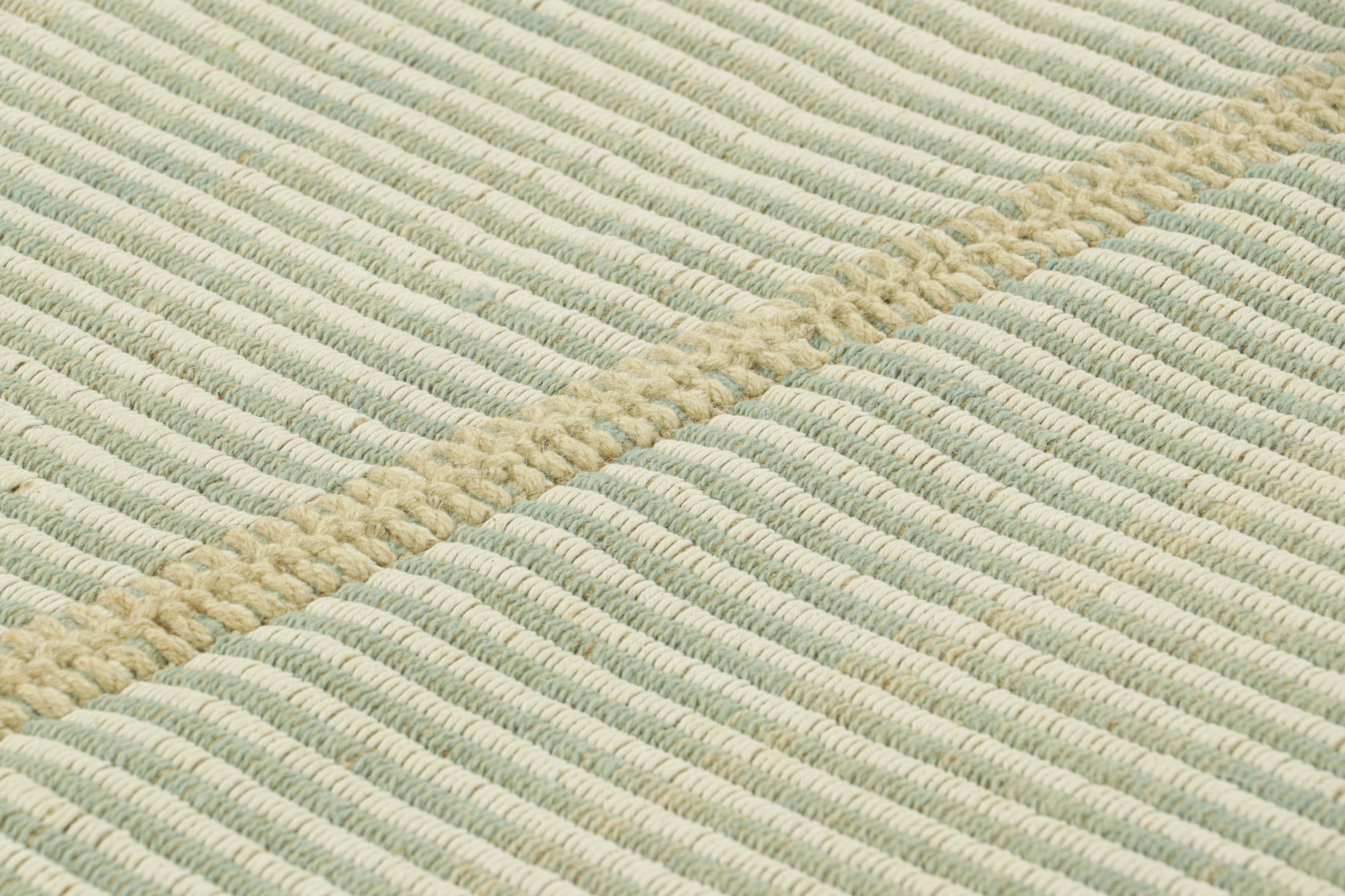 Tissé à la main en laine, ce Kilim 3x4 fait partie d'une nouvelle collection de tissage plat personnalisable de Rug & Kilim.

Sur le Design :


