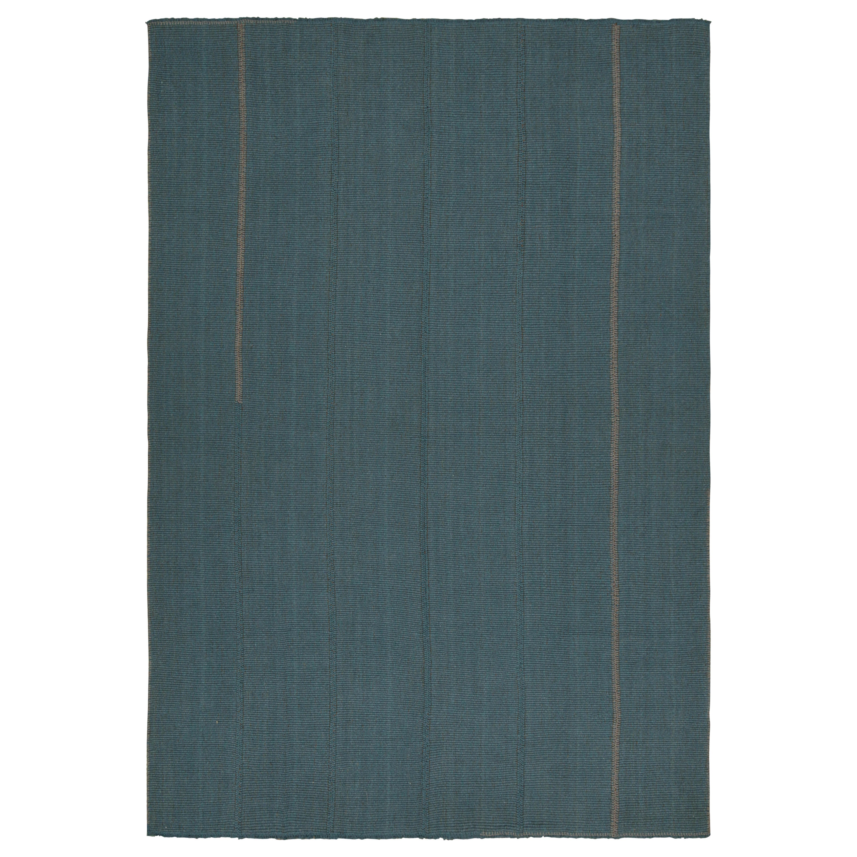 Rug & Kilim's Contemporary Kilim in Blau mit grauen Akzenten