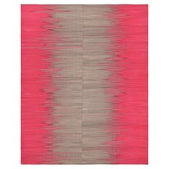 Rug & Kilim's Contemporary Kilim in Brown & Pink Stripes & Geometric Patterns (Kilim contemporain à rayures et motifs géométriques bruns et roses)