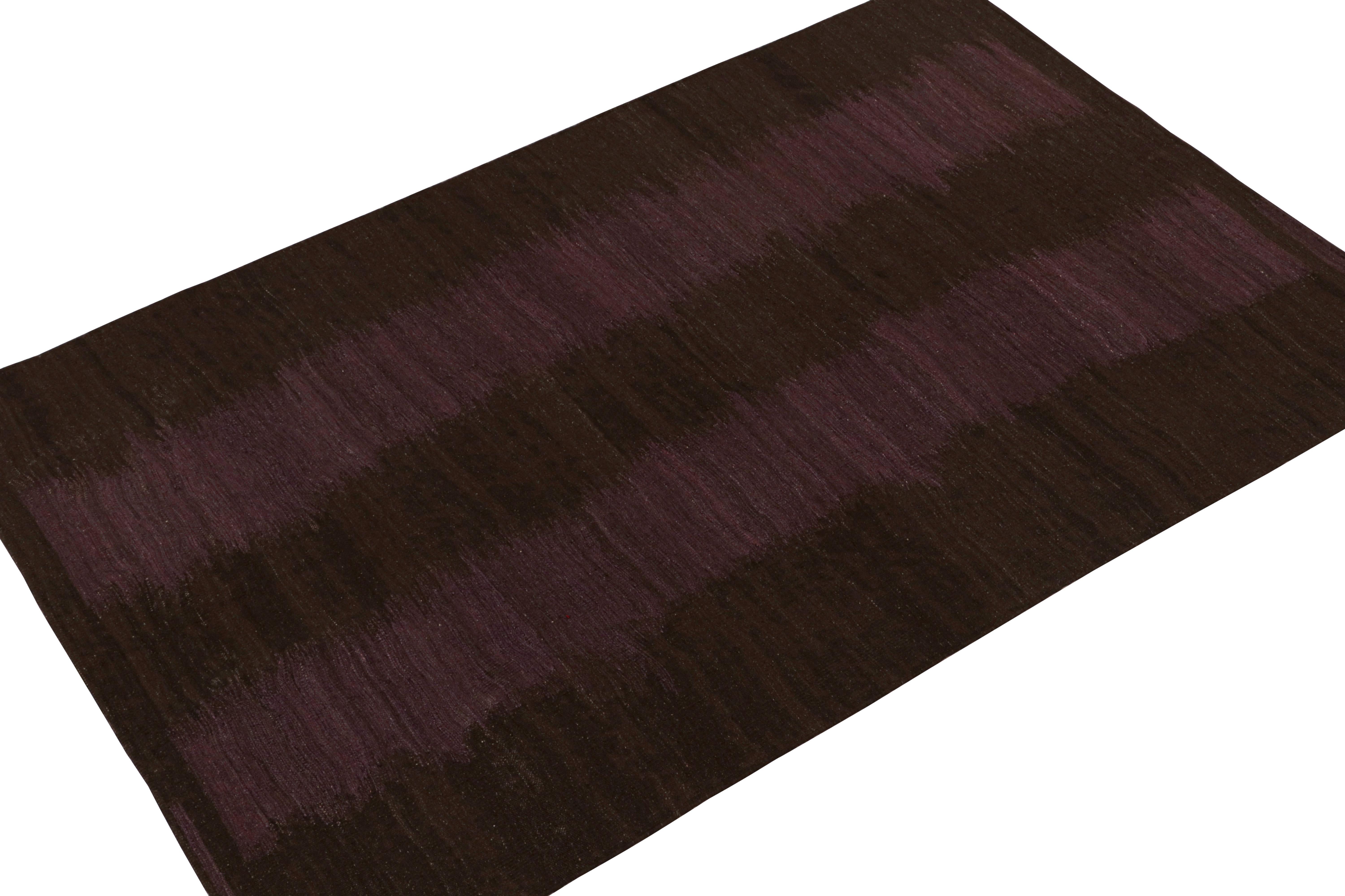 Persiano Rug & Kilim’s Contemporary Kilim in Brown with Aubergine Patterns in vendita