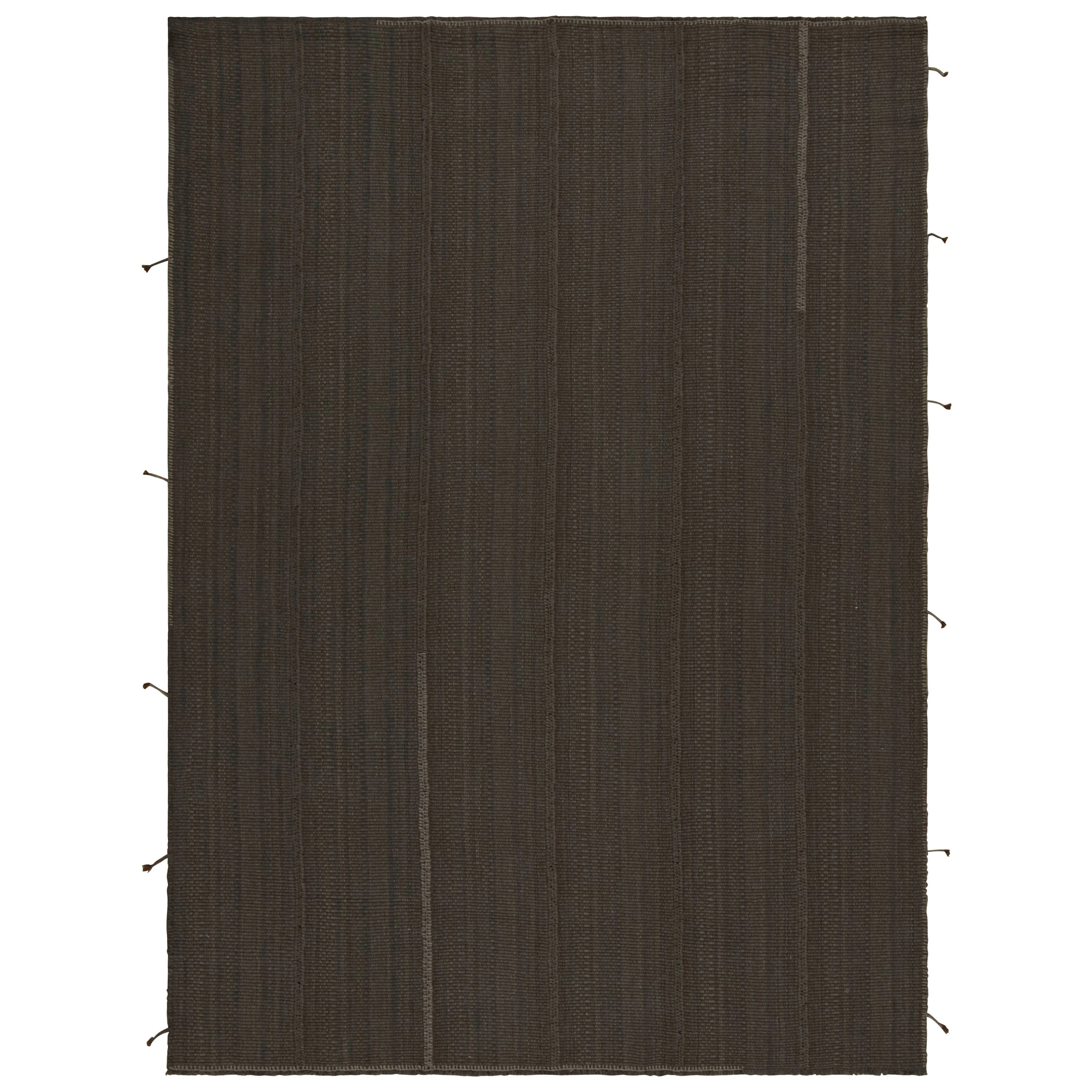 Rug & Kilim è un kilim contemporaneo di colore marrone con accenti beige.