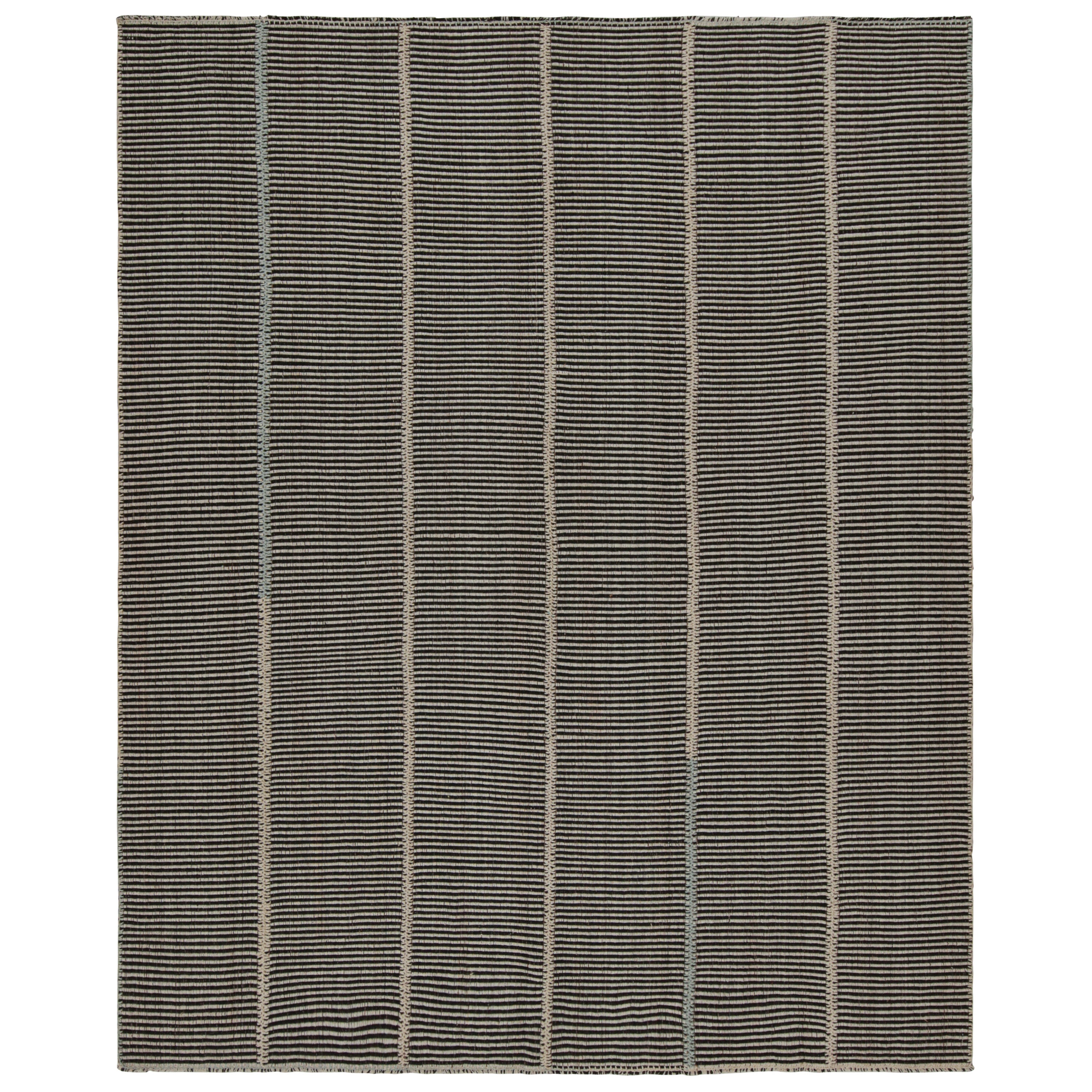 Rug & Kilim's Contemporary Kilim in Brown, with Beige and Blue Accents (Kilim contemporain en brun, avec des accents beiges et bleus) en vente