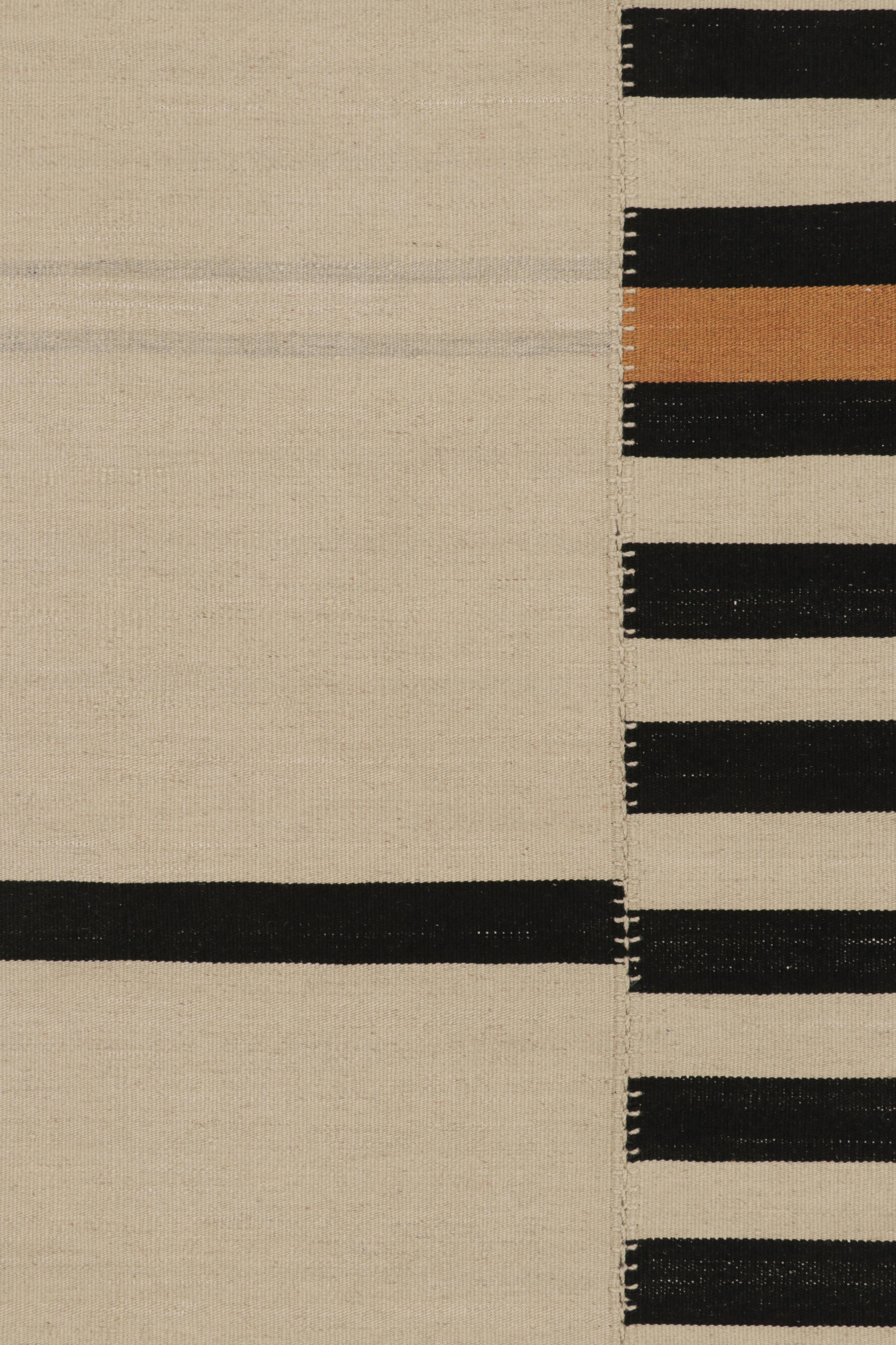 Afghan Rug & Kilim's Contemporary Kilim in Cream and Black Tones (Kilim contemporain dans les tons crème et noir) en vente