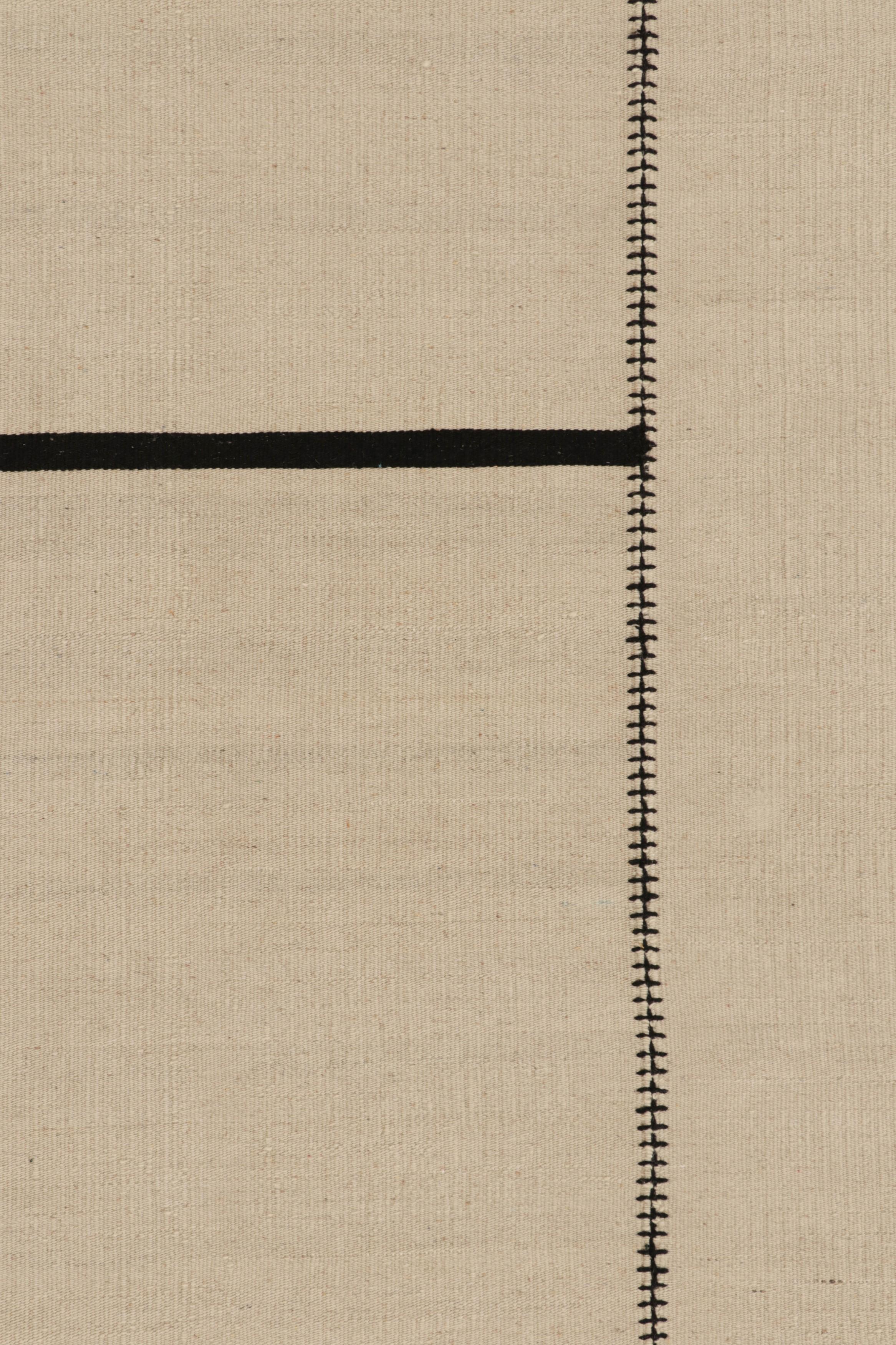 XXIe siècle et contemporain Rug & Kilim's Contemporary Kilim in Cream and Black Tones (Kilim contemporain dans les tons crème et noir) en vente