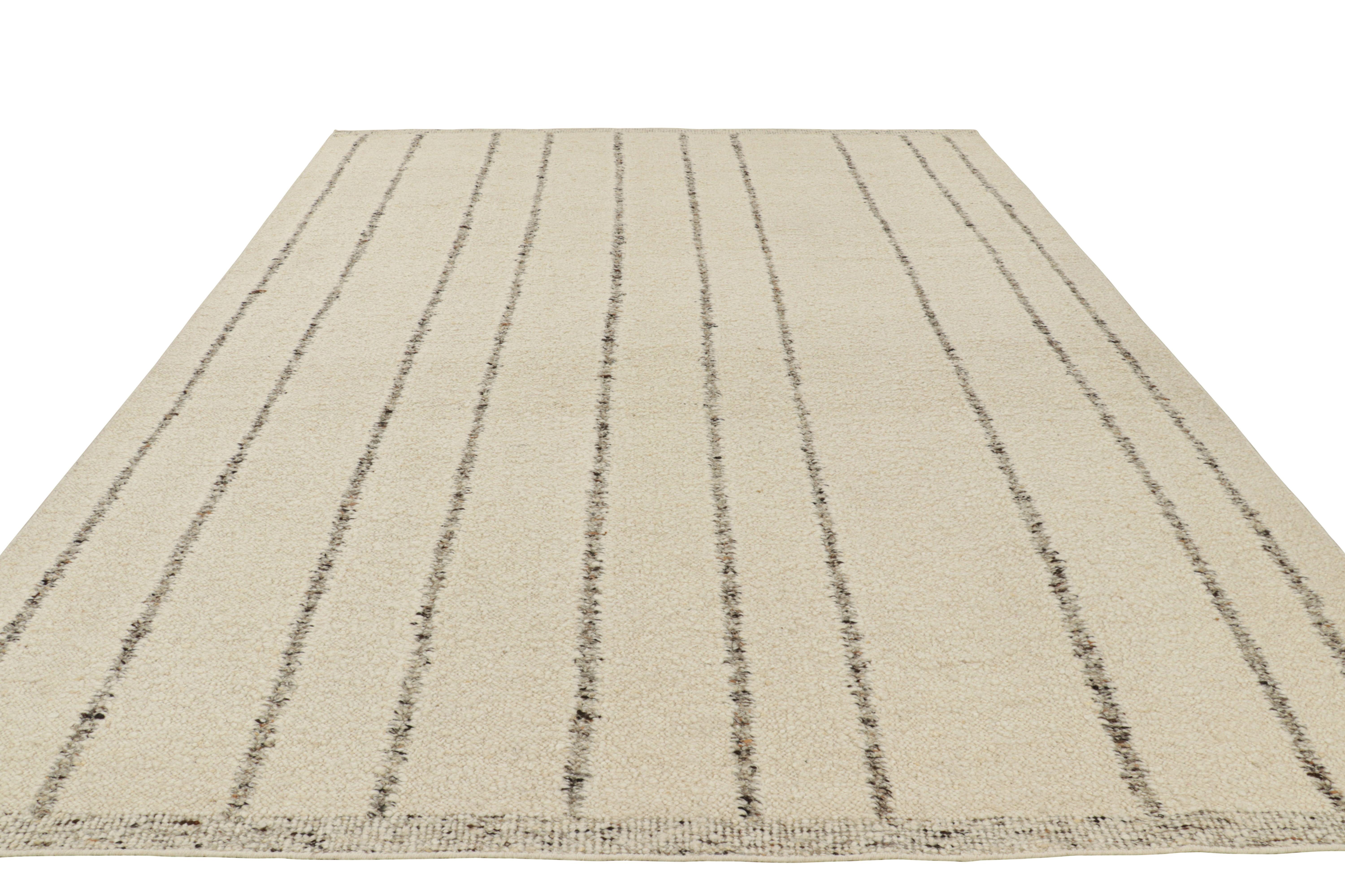 Hand-Woven Rug & Kilim’s Contemporary Kilim in Cream and White with Stripes For Sale