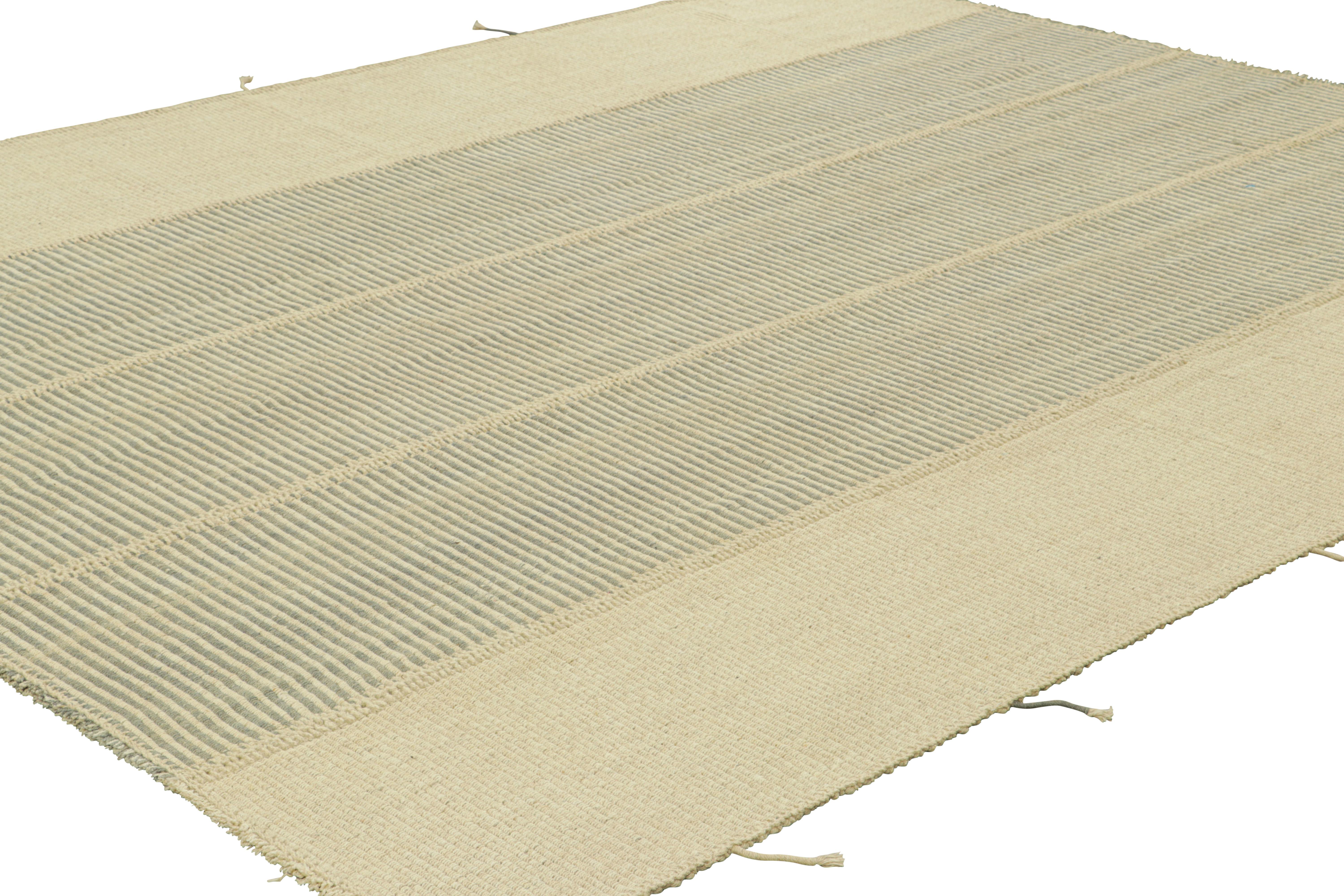 Afghan Rug & Kilim's Contemporary Kilim in Cream, Beige and Gray Textural Stripes (Kilim contemporain à rayures texturées crème, beige et grises) en vente