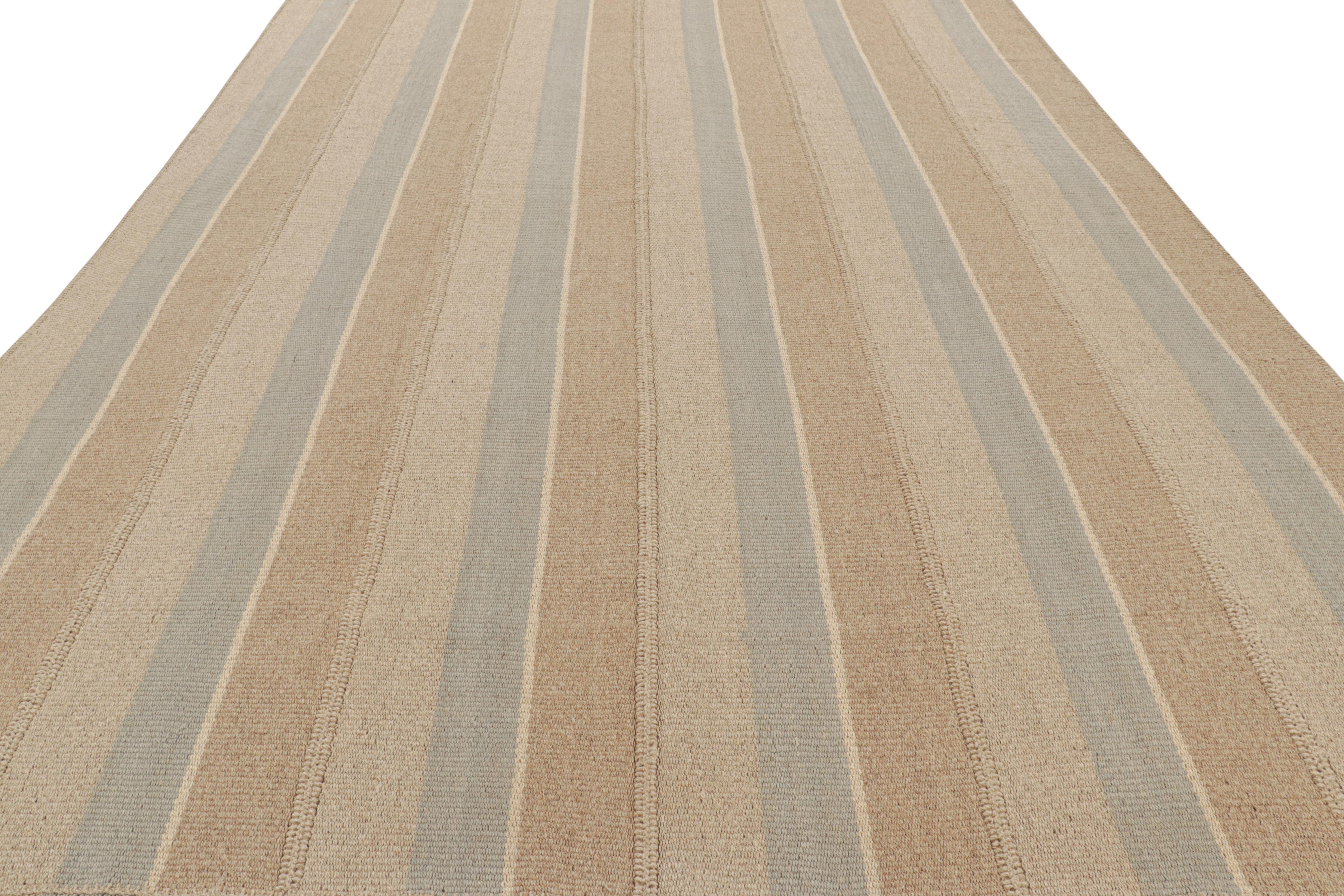Rug & Kilim's Contemporary Kilim in Grau und Beige-Braun mit Strukturstreifen (Handgewebt) im Angebot