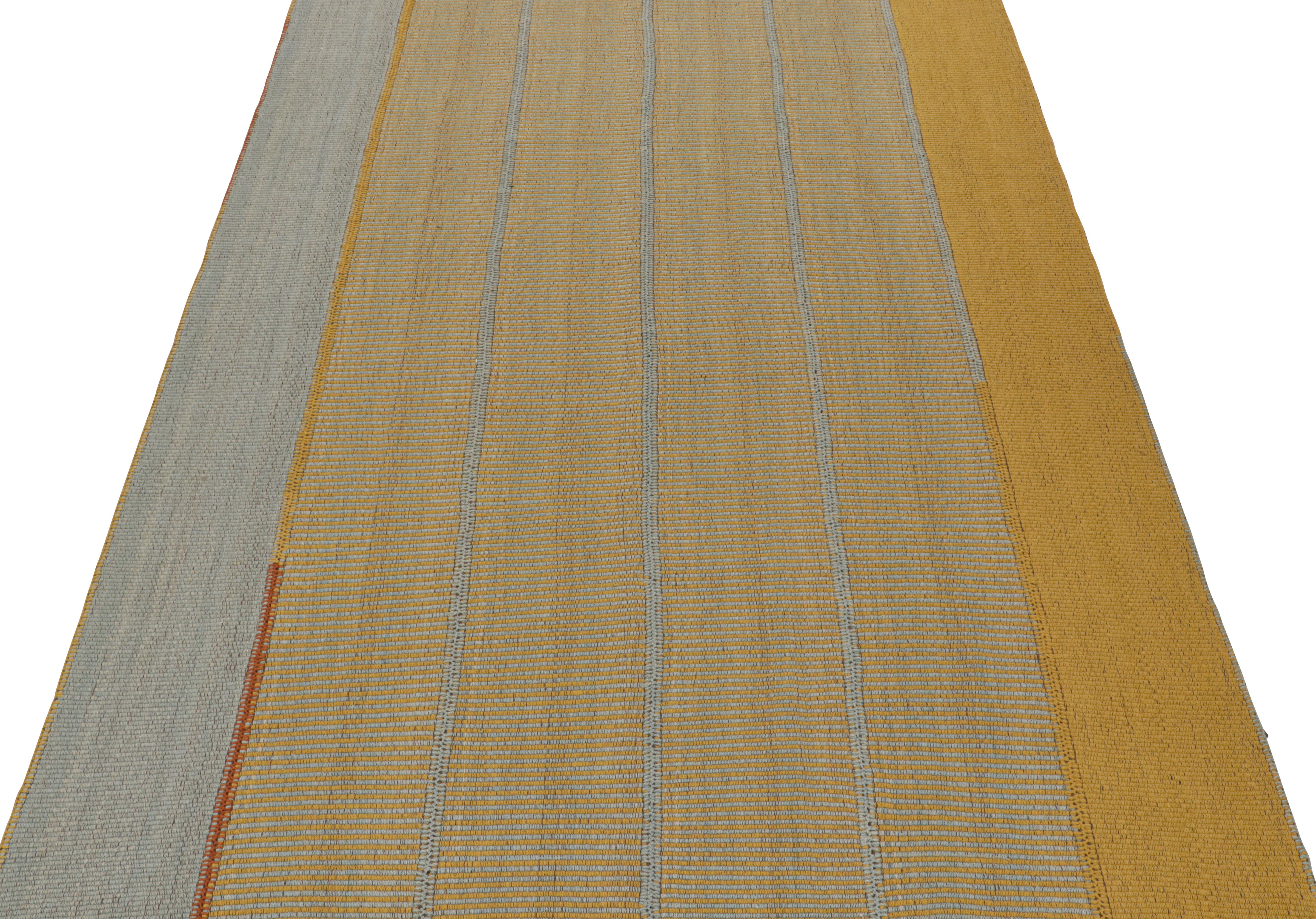Kilim contemporáneo de Rug & Kilim en gris y dorado Tejido a mano en venta