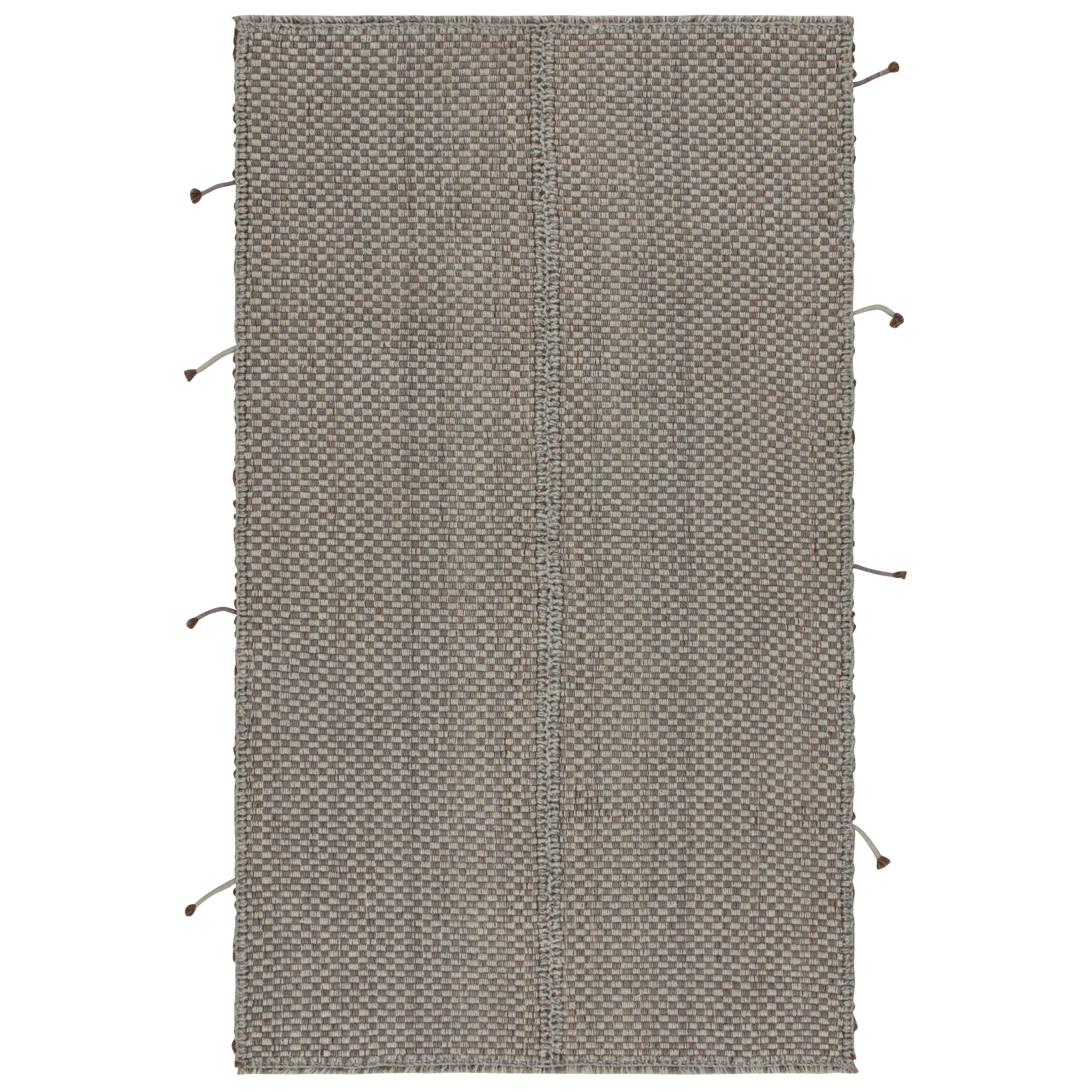 Rug & Kilim's Contemporary Kilim in Gray with Blue and Brown Accents (Kilim contemporain en gris avec des accents bleus et bruns) en vente