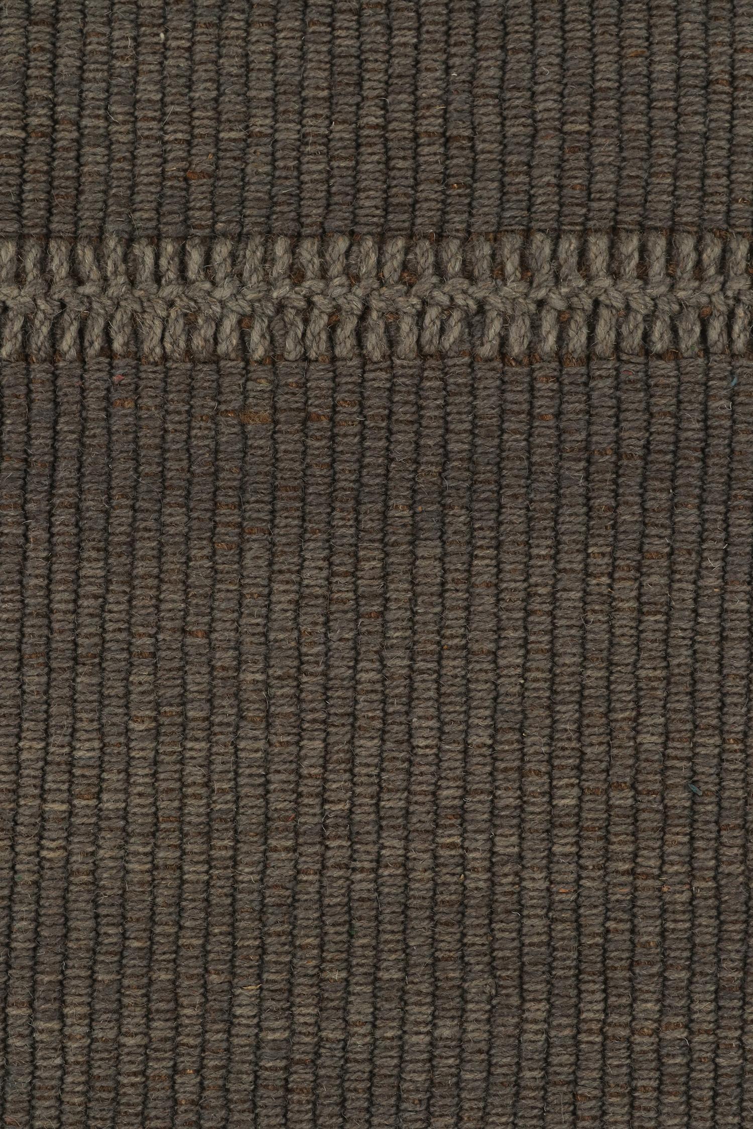 Hand-Knotted Rug & Kilim’s Contemporary Kilim in Gray with Brown Accents For Sale