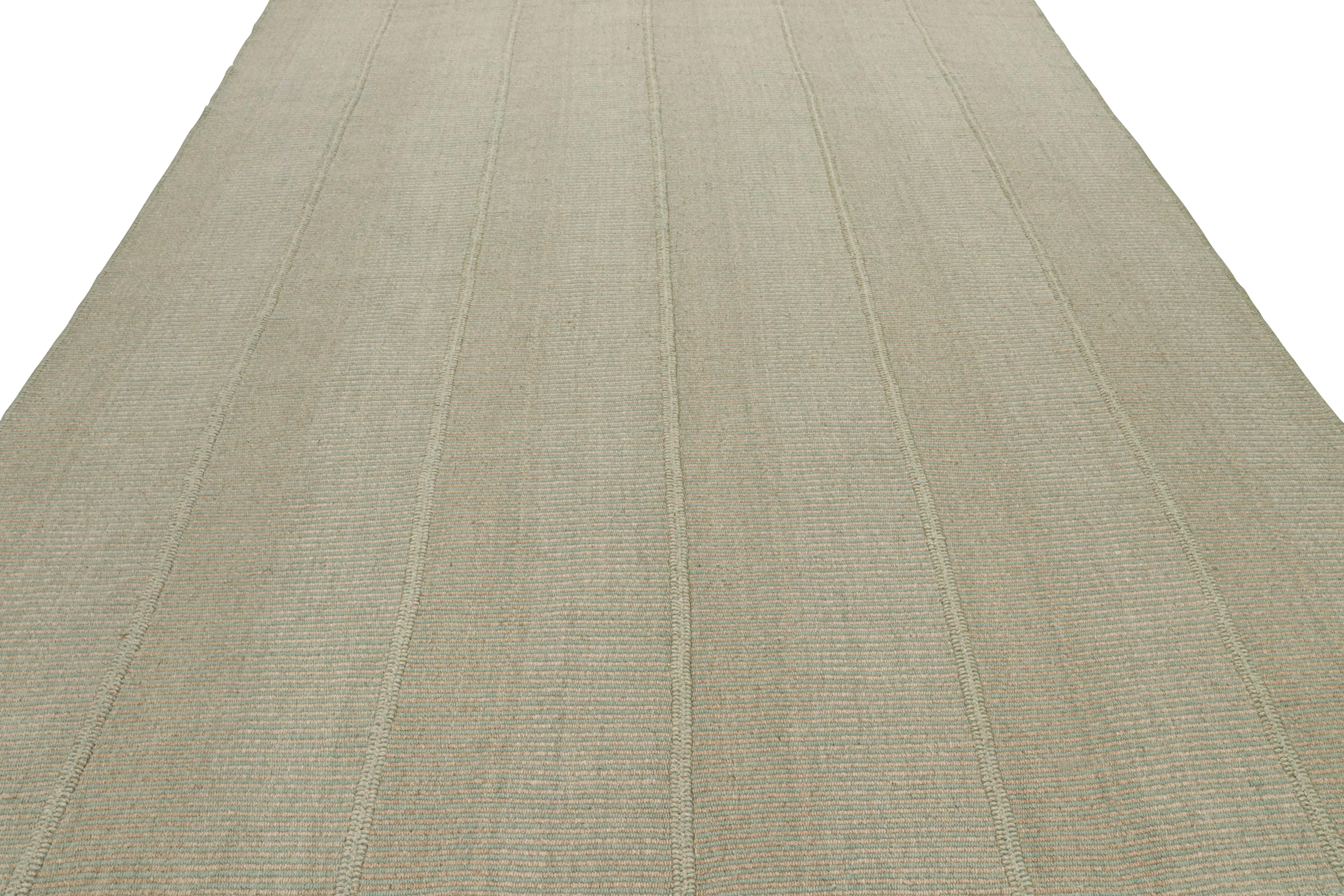 Moderne Rug & Kilim's Contemporary Kilim in Greene Greene, with Beige Accents (Kilim contemporain en vert, avec des accents beiges) en vente