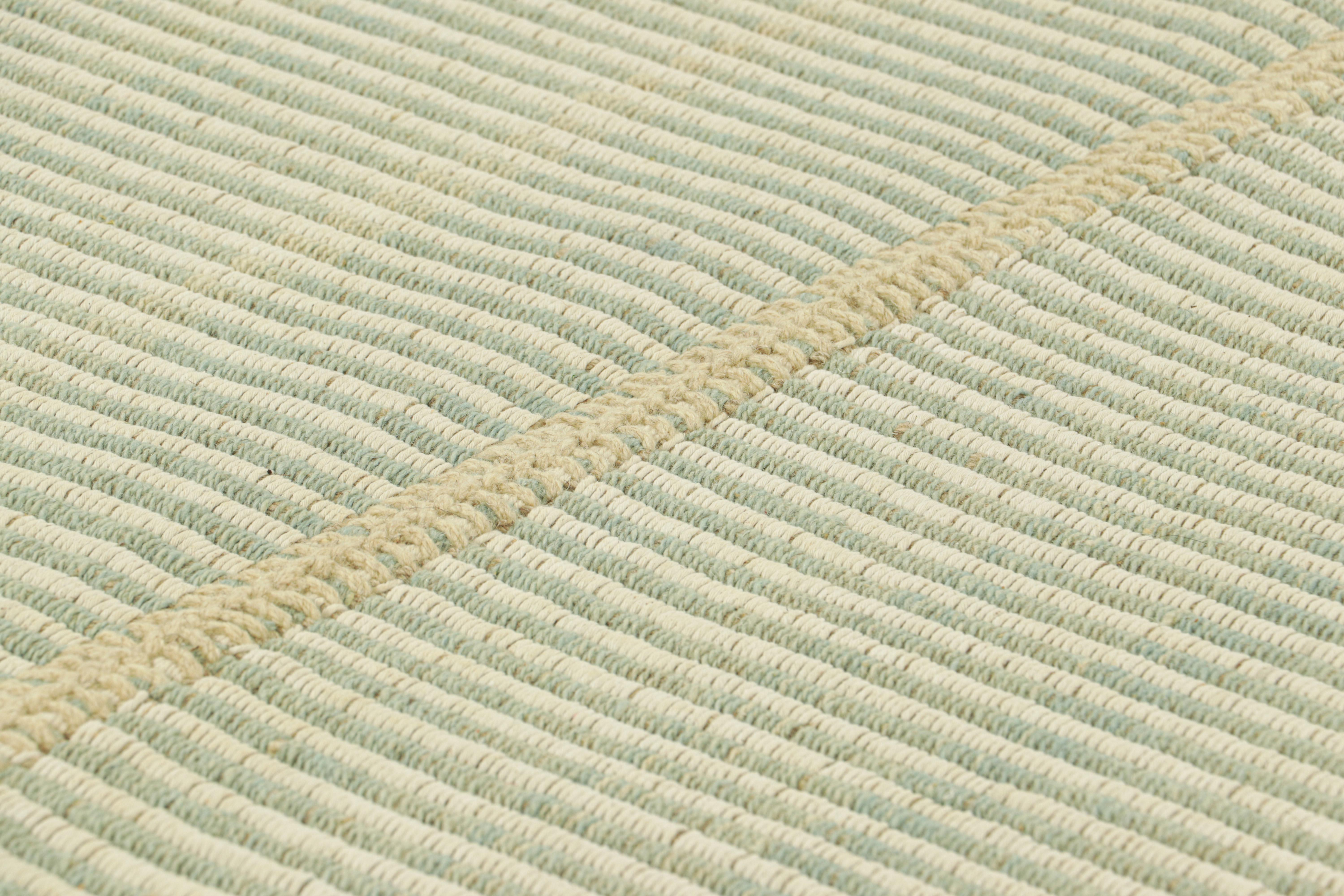 Tessuto a mano in lana, questo Kilim 3x4 fa parte di una nuova ed entusiasmante collezione a tessitura piatta personalizzabile di Rug & Kilim.

Sul design:


