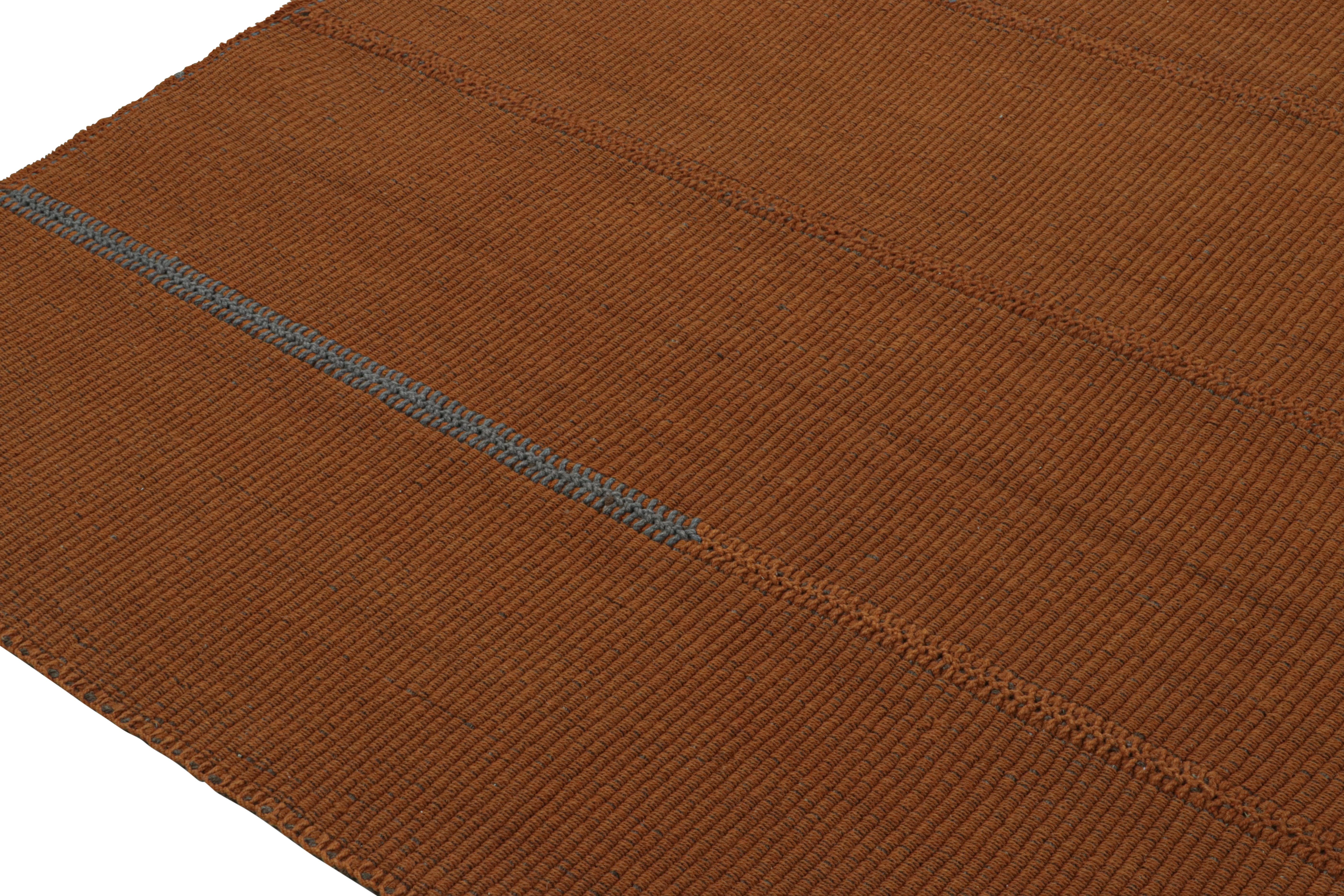 Rug & Kilim: Kilim contemporaneo in arancione con accenti grigio-blu In condizioni Nuovo in vendita a Long Island City, NY
