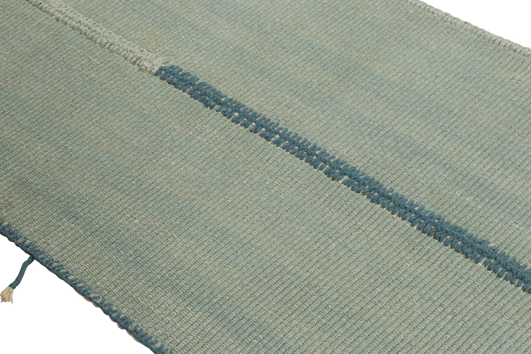 Moderne Tapis et tapis Kilim contemporain Kilims en écume de mer avec accents bleus en vente