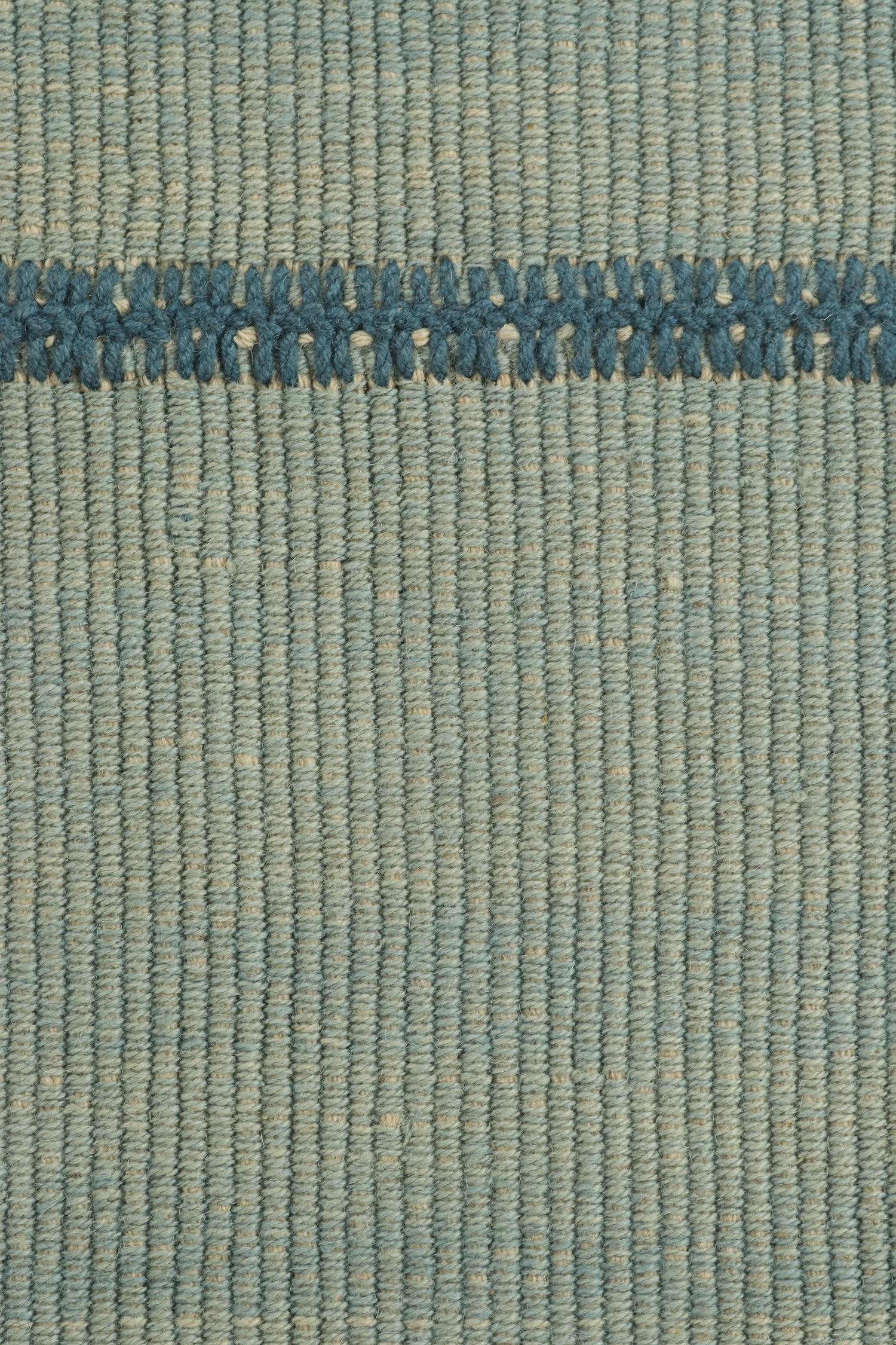 Noué à la main Tapis et tapis Kilim contemporain Kilims en écume de mer avec accents bleus en vente