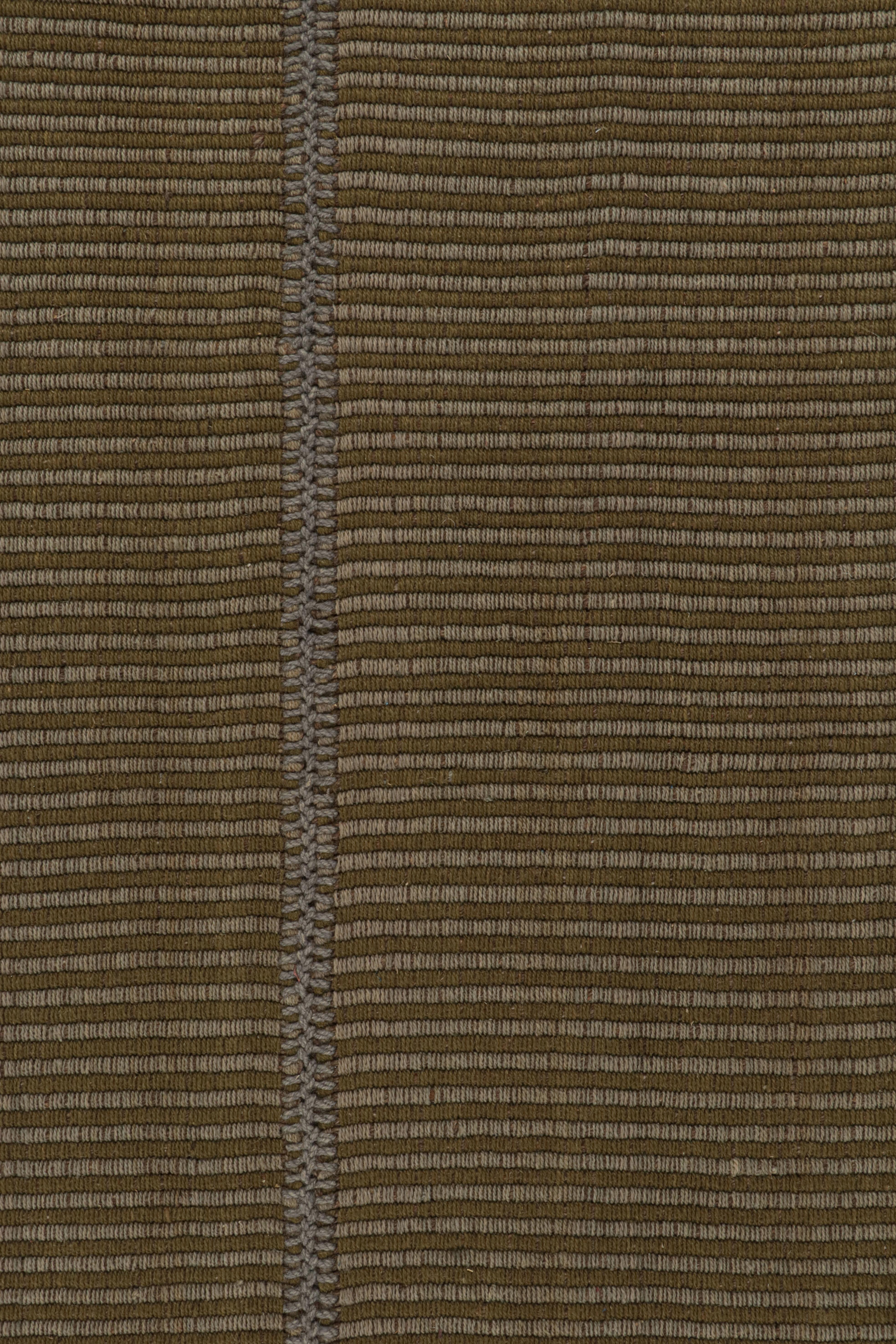 Moderne Rug & Kilim's Contemporary Kilim in Tones of Brown & Gray (Kilim contemporain dans les tons de Brown et de Gray) en vente