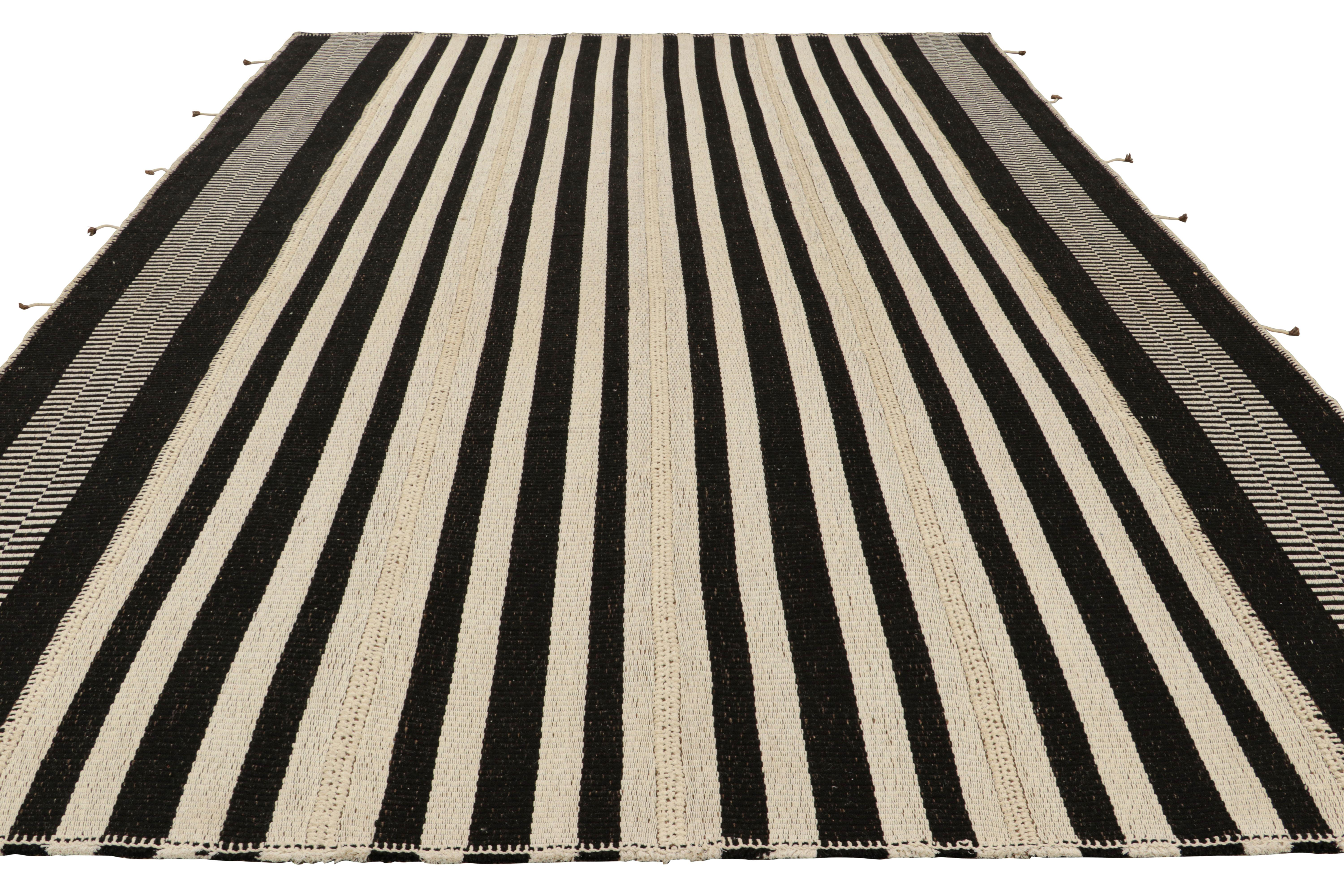 Hand-Woven Rug & Kilim’s Contemporary Kilim in White and Black Textural Stripes For Sale