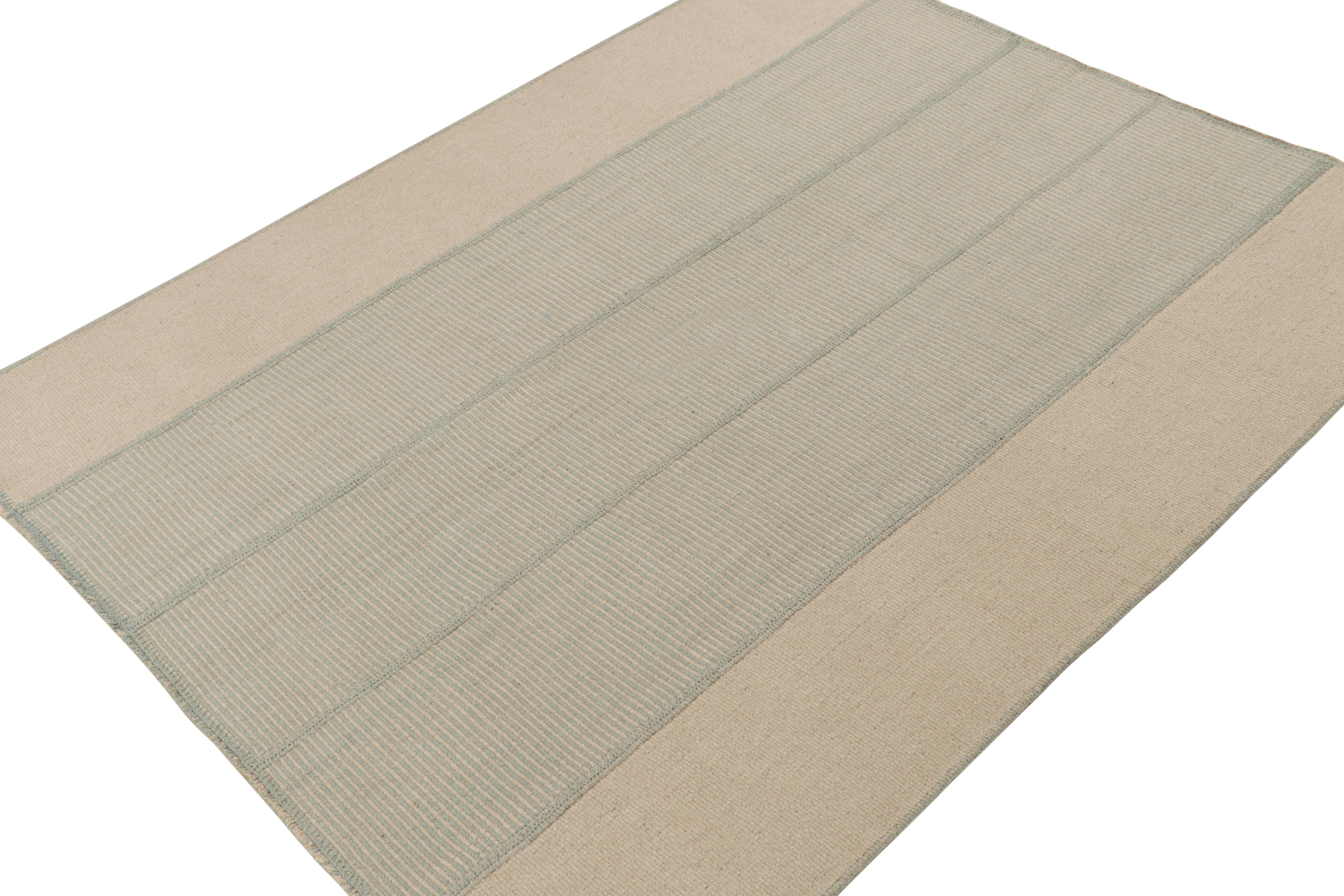 Rug & Kilim's Contemporary Kilim in Weiß und Blau (Persisch) im Angebot
