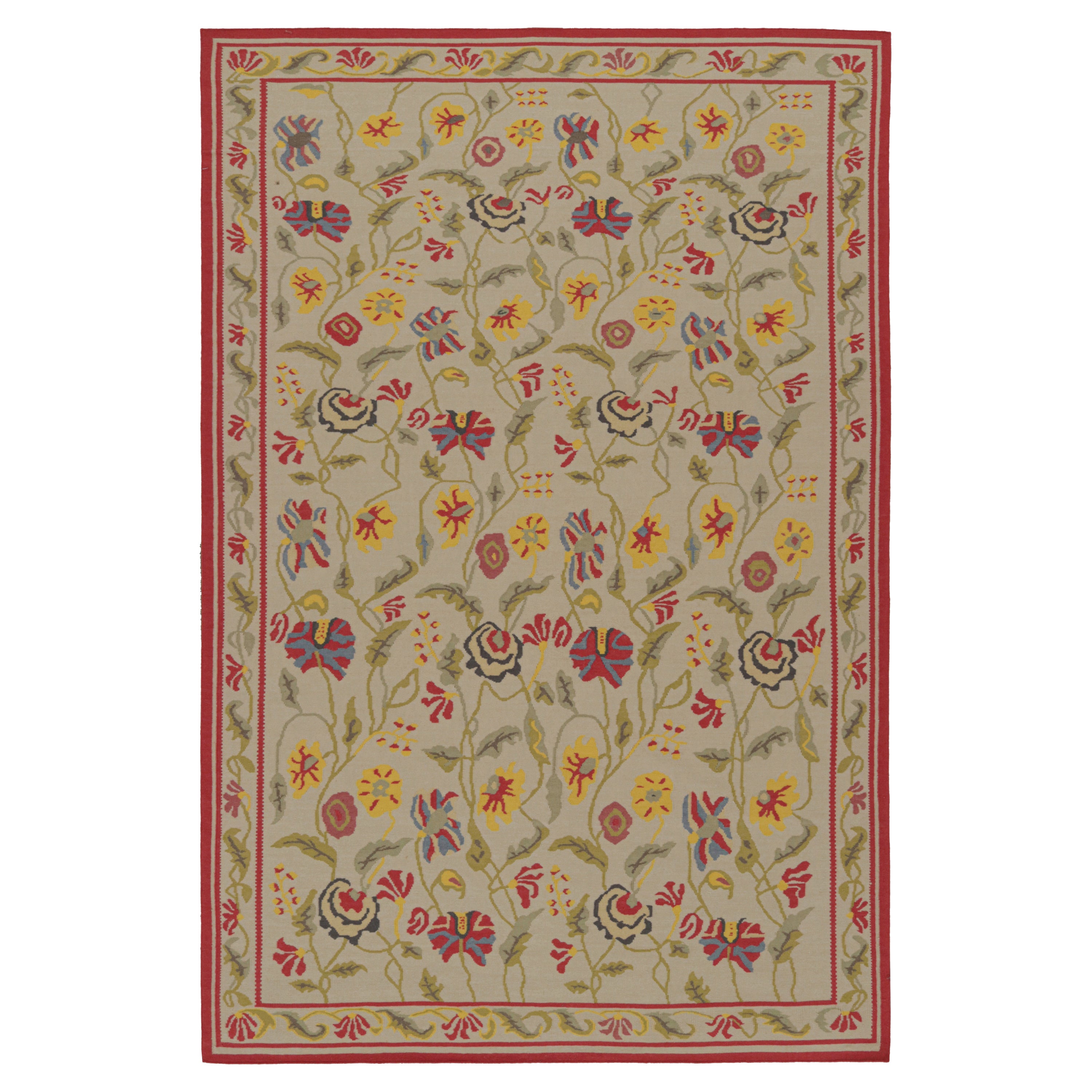 Rug & Kilim's Contemporary Kilim Rug in Beige with Green and Red Floral Patterns (tapis Kilim contemporain en beige avec motifs floraux verts et rouges)