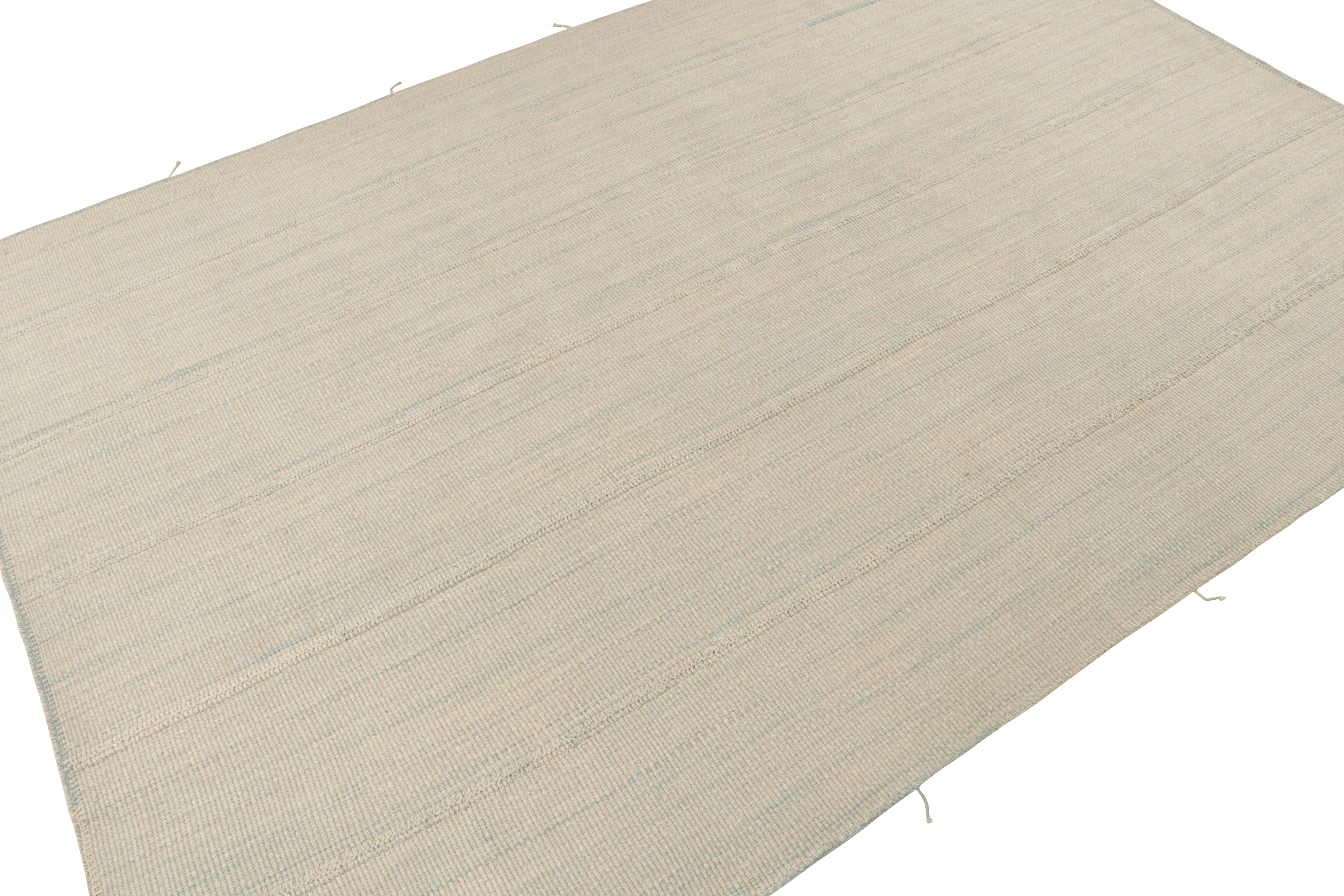 Rug & Kilim’s Contemporary Kilim Rug in Blue and Beige Stripes Moderno en venta